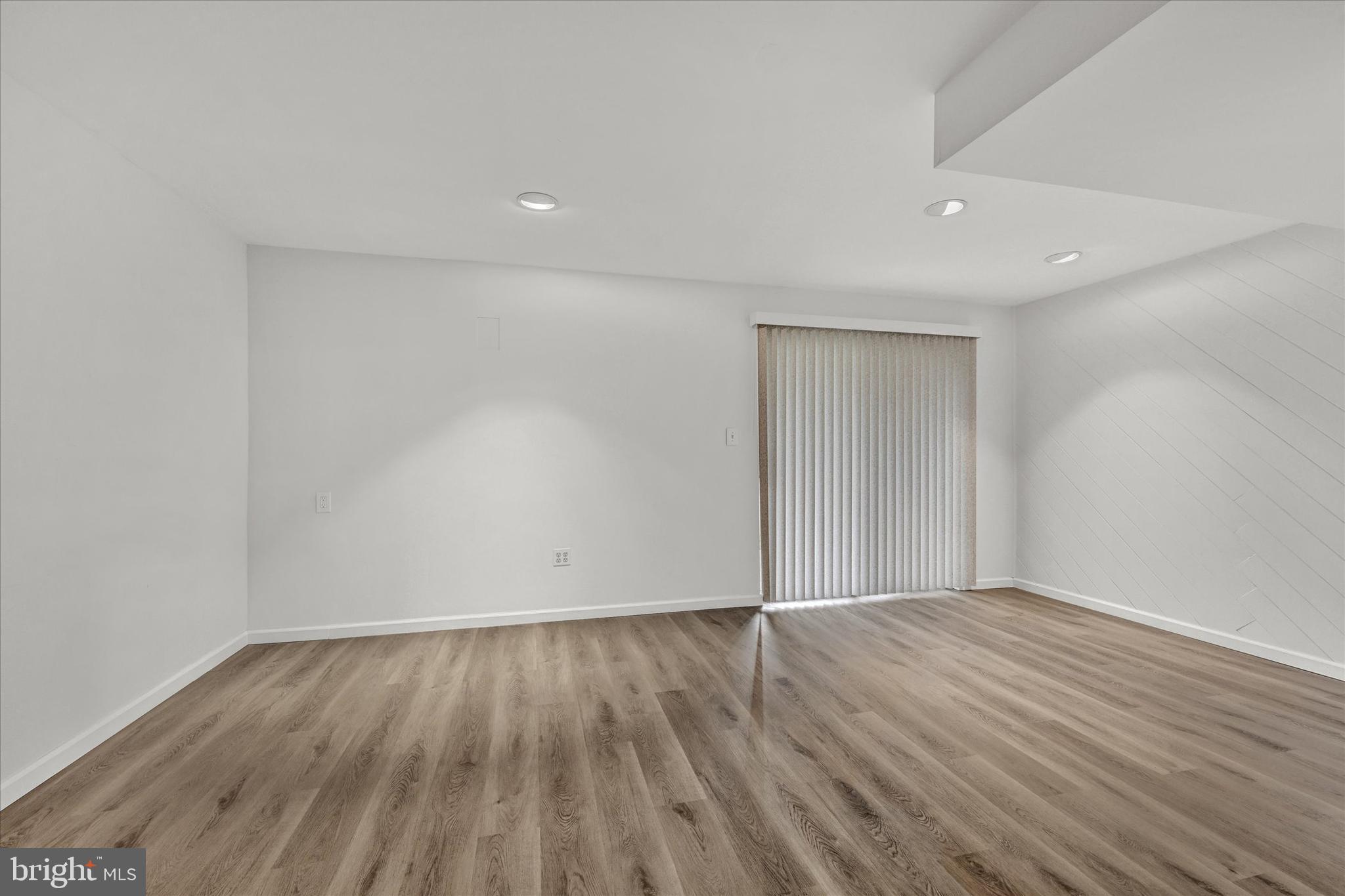 UPTON VILLAGE NORTH - Residential