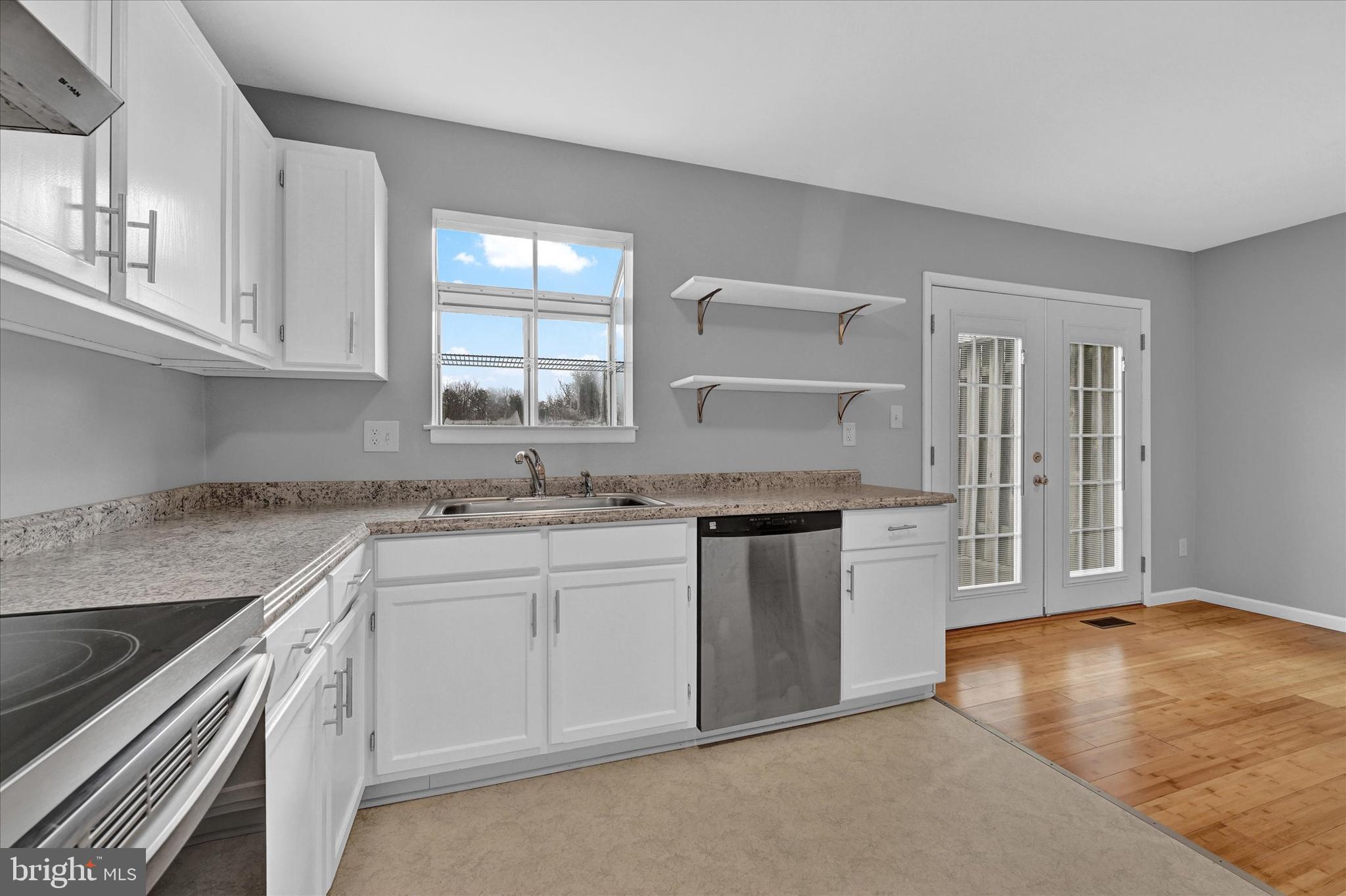 UPTON VILLAGE NORTH - Residential