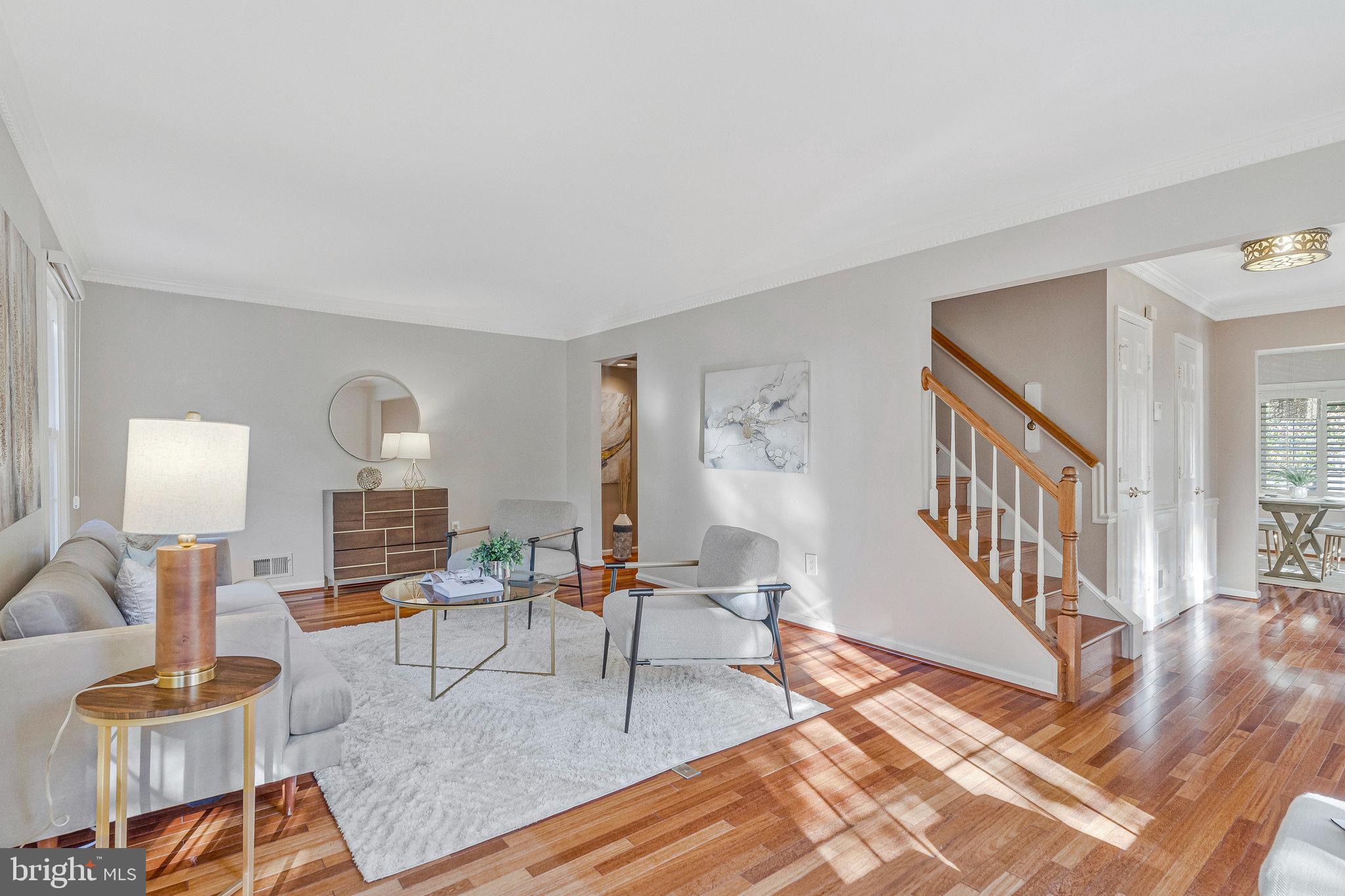 2043 PIERIS COURT