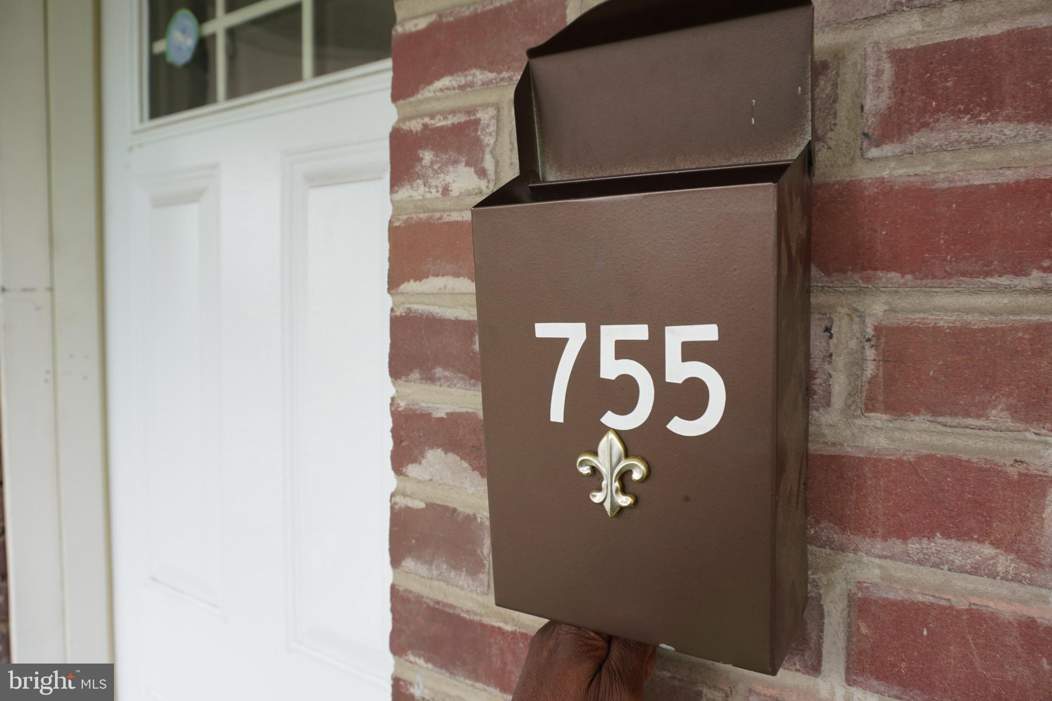 755 IRVING STREET NW