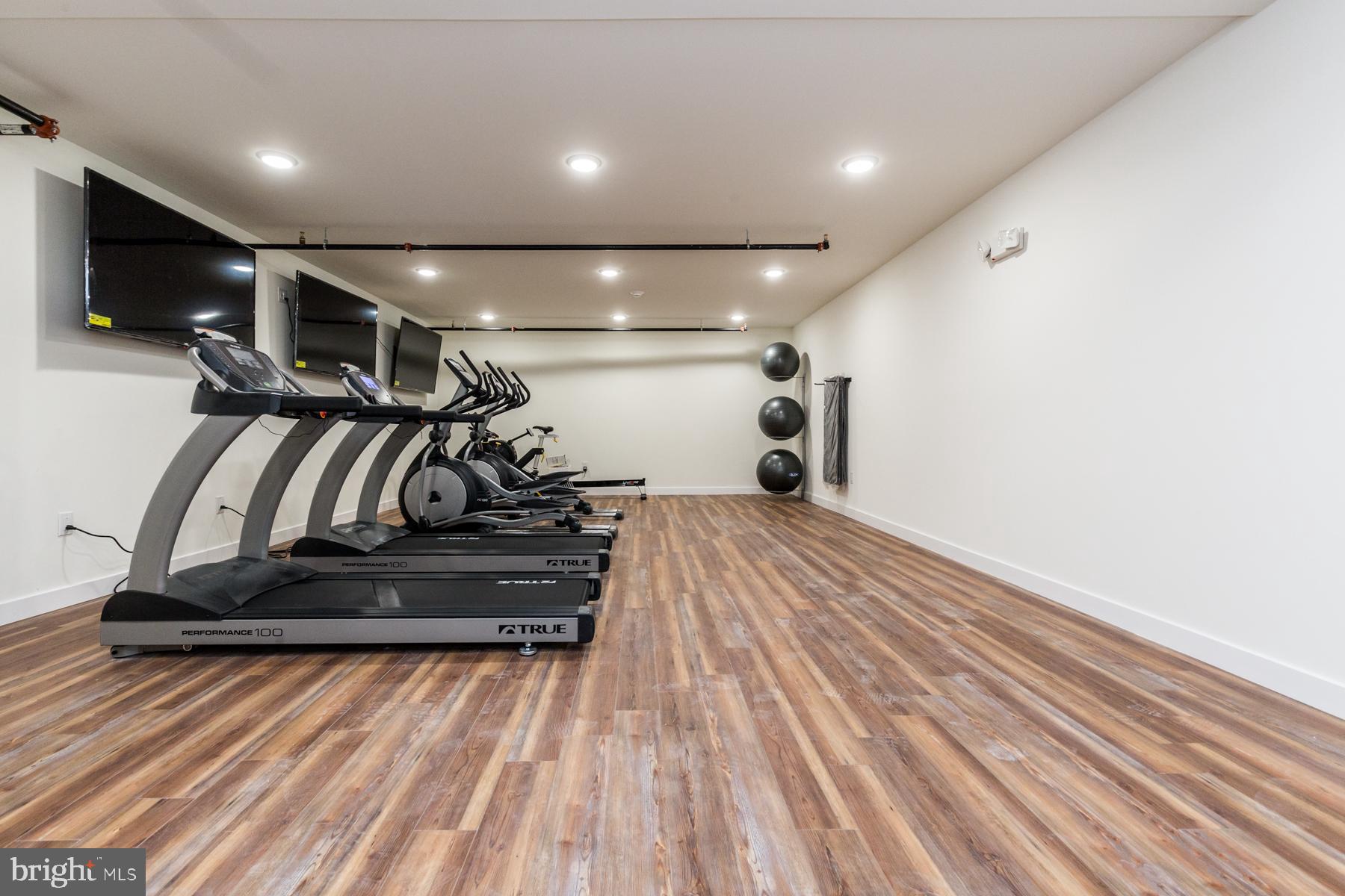 EAST KENSINGTON - Residential Lease