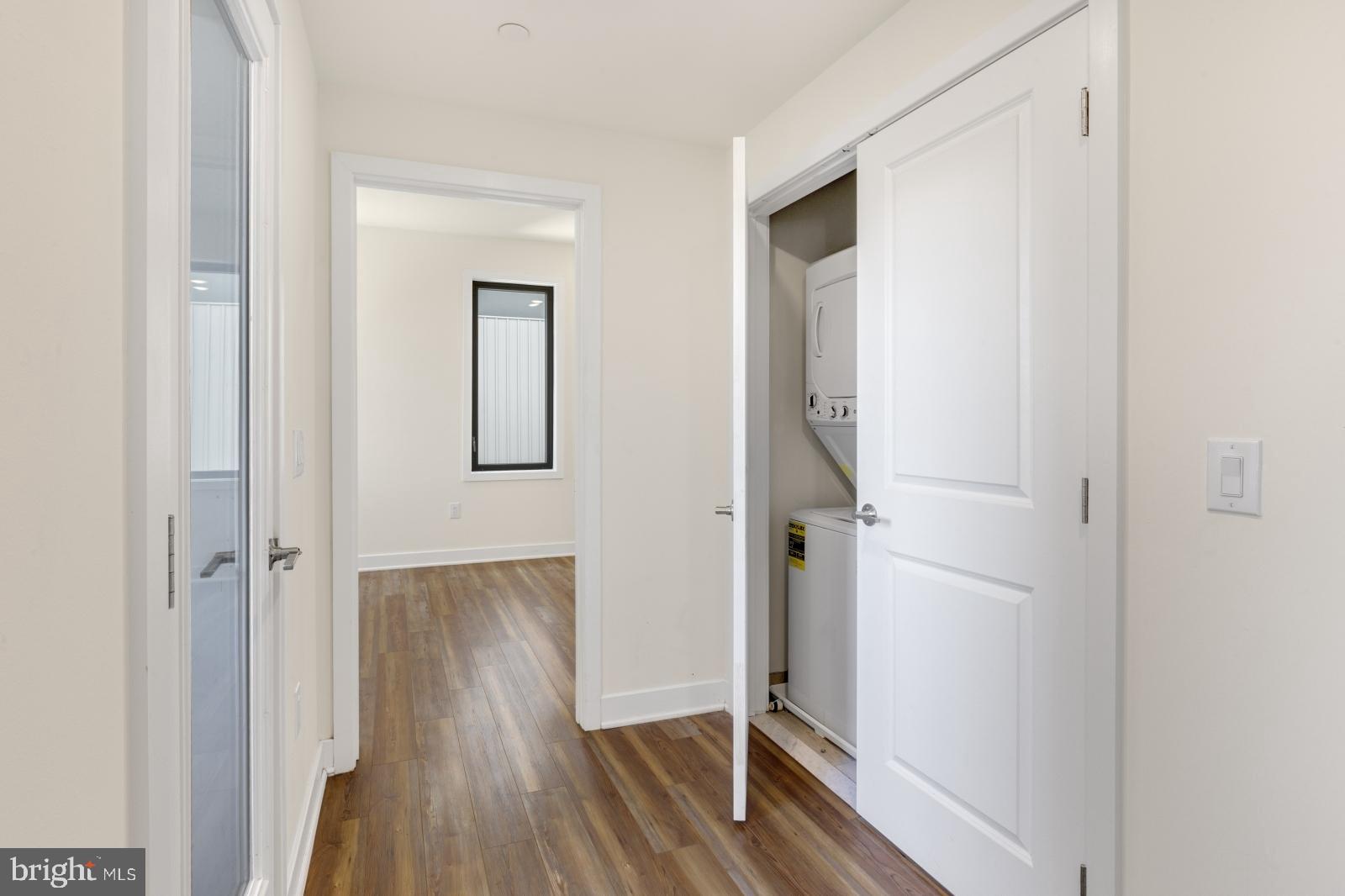 EAST KENSINGTON - Residential Lease