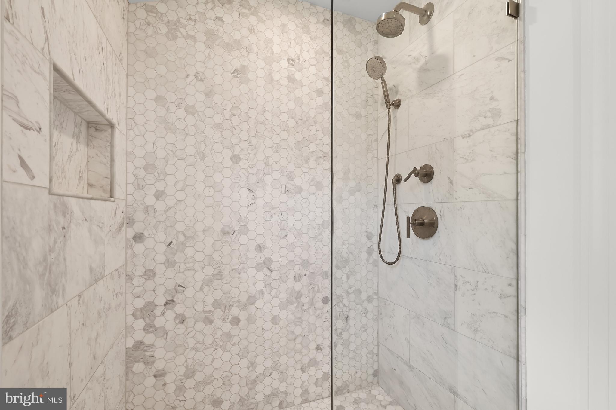 WESTMORELAND HILLS - Residential