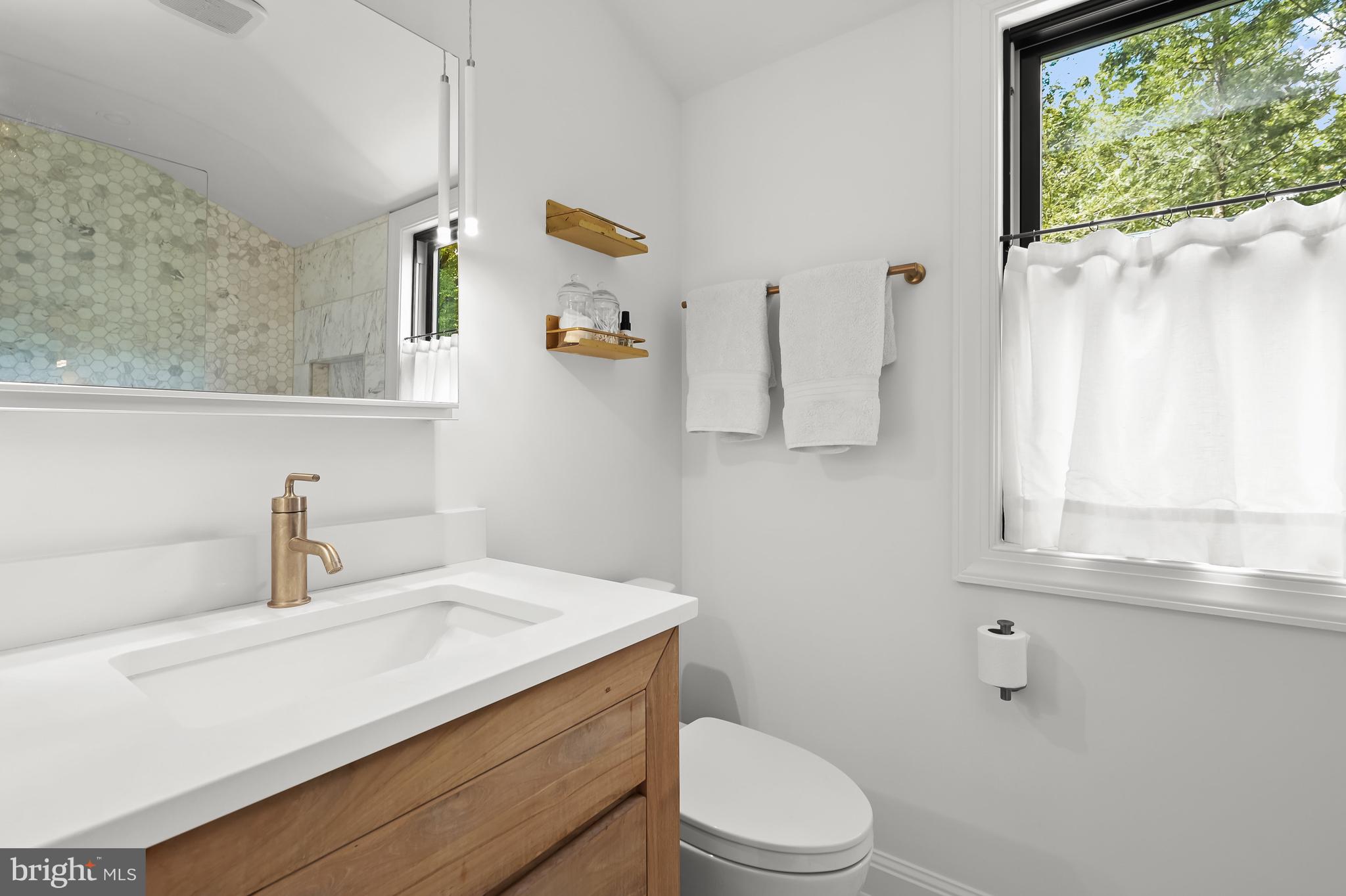 WESTMORELAND HILLS - Residential