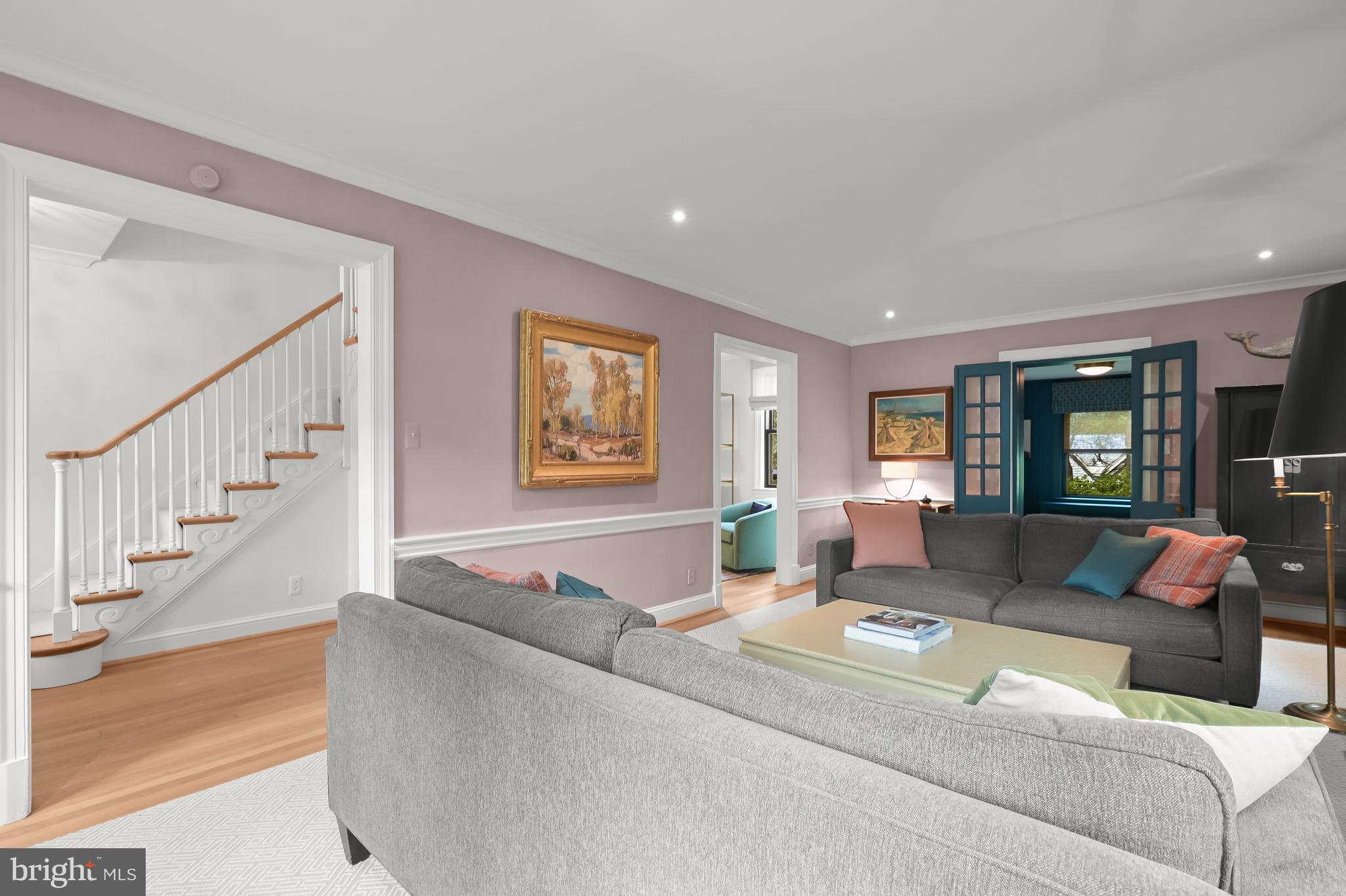 WESTMORELAND HILLS - Residential