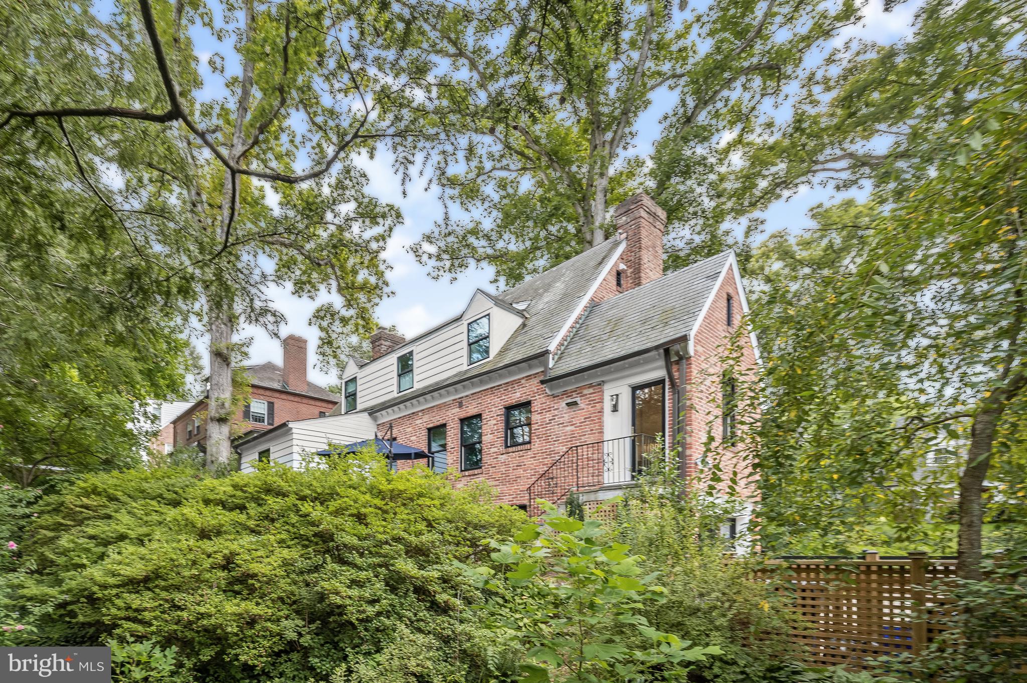 WESTMORELAND HILLS - Residential