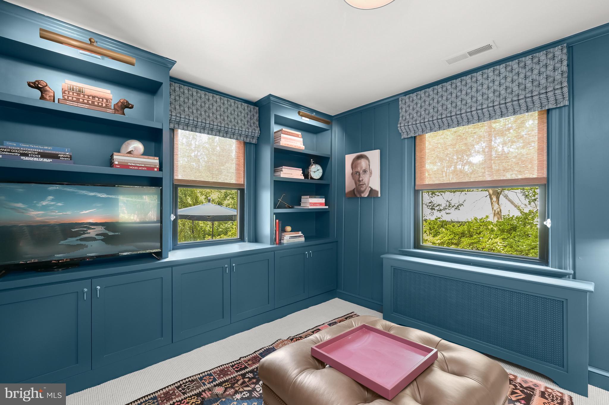 WESTMORELAND HILLS - Residential