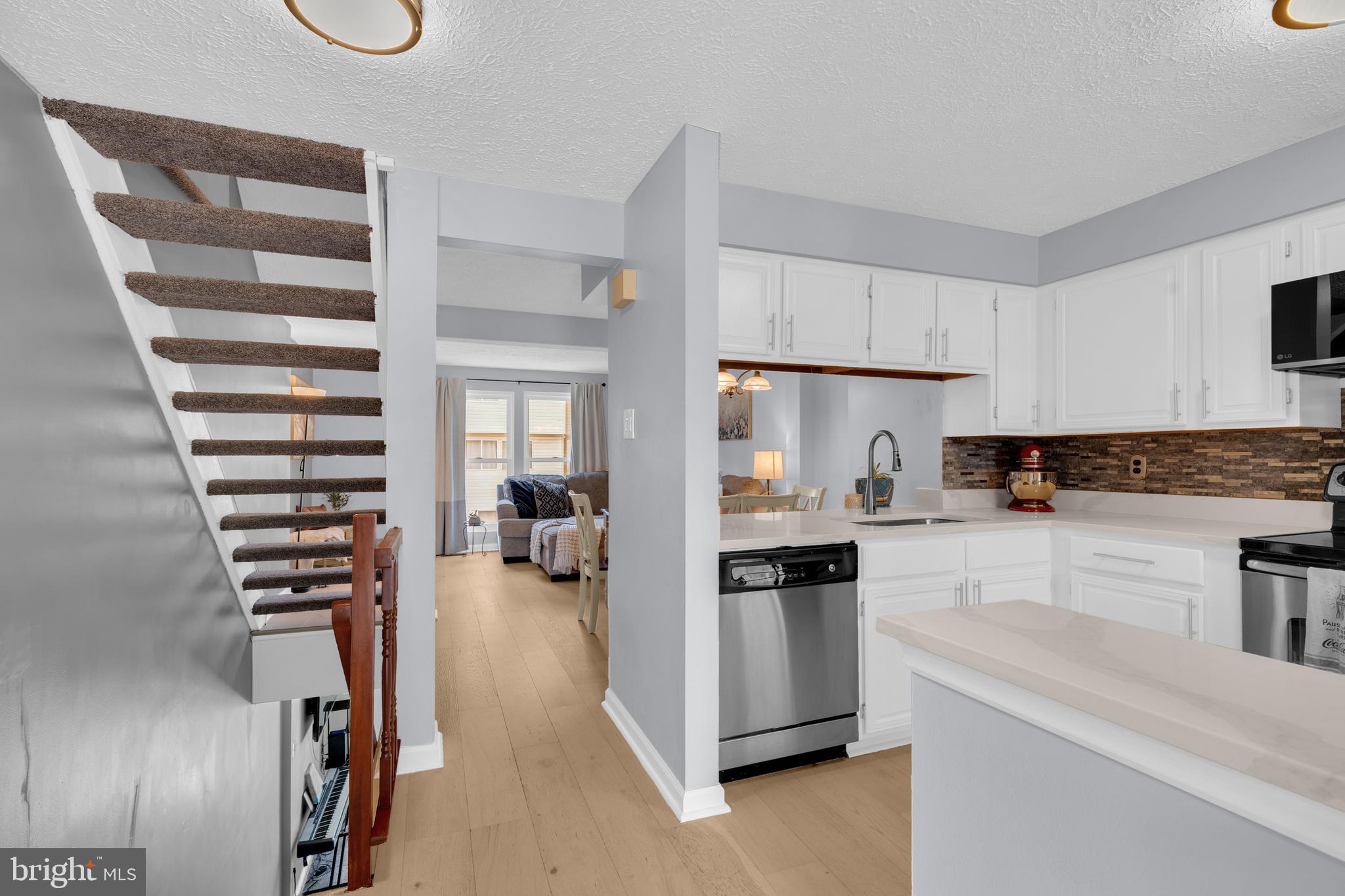 8544 BLUE ROCK LANE