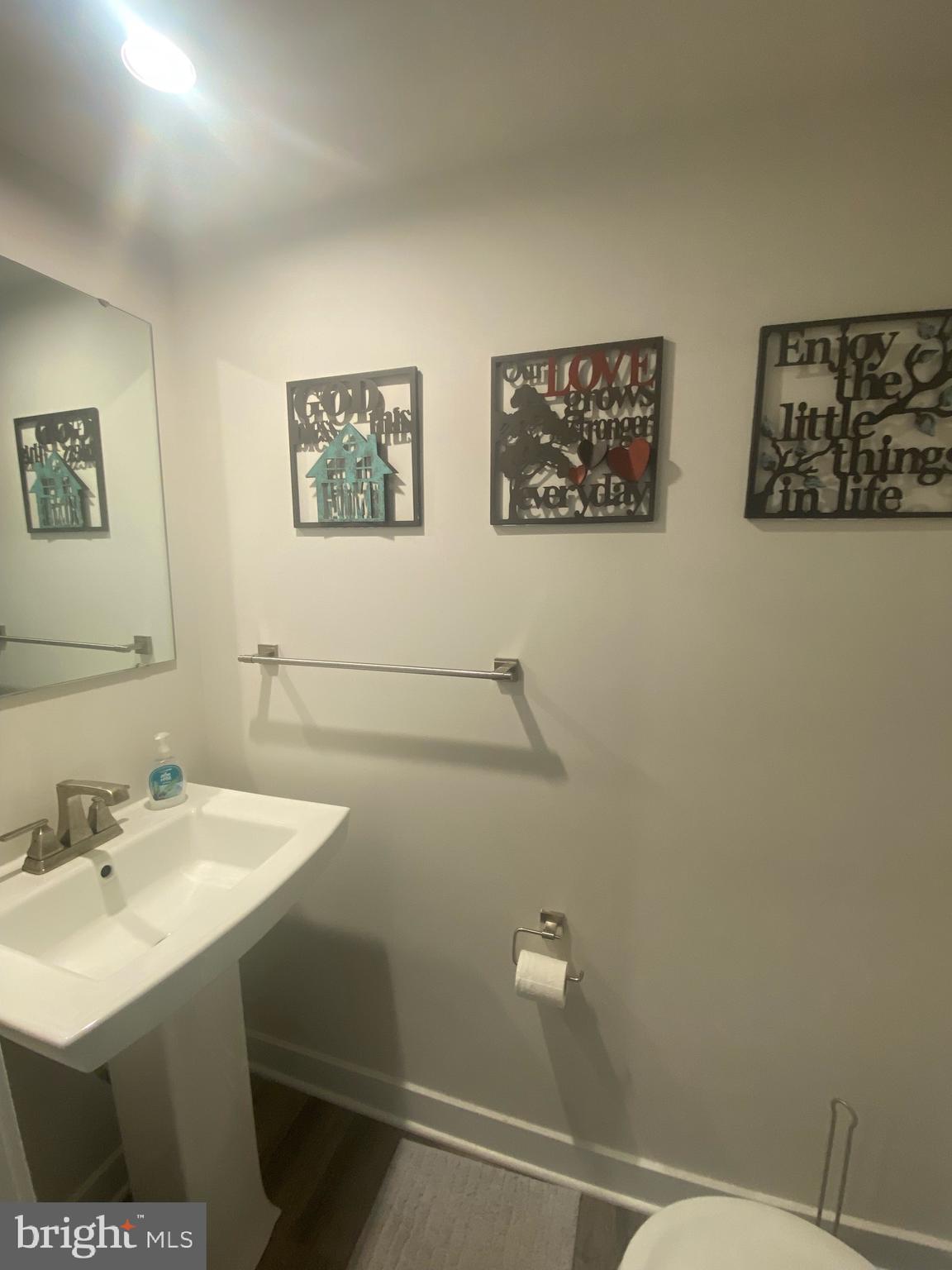 AMBER RIDGE - Residential Lease