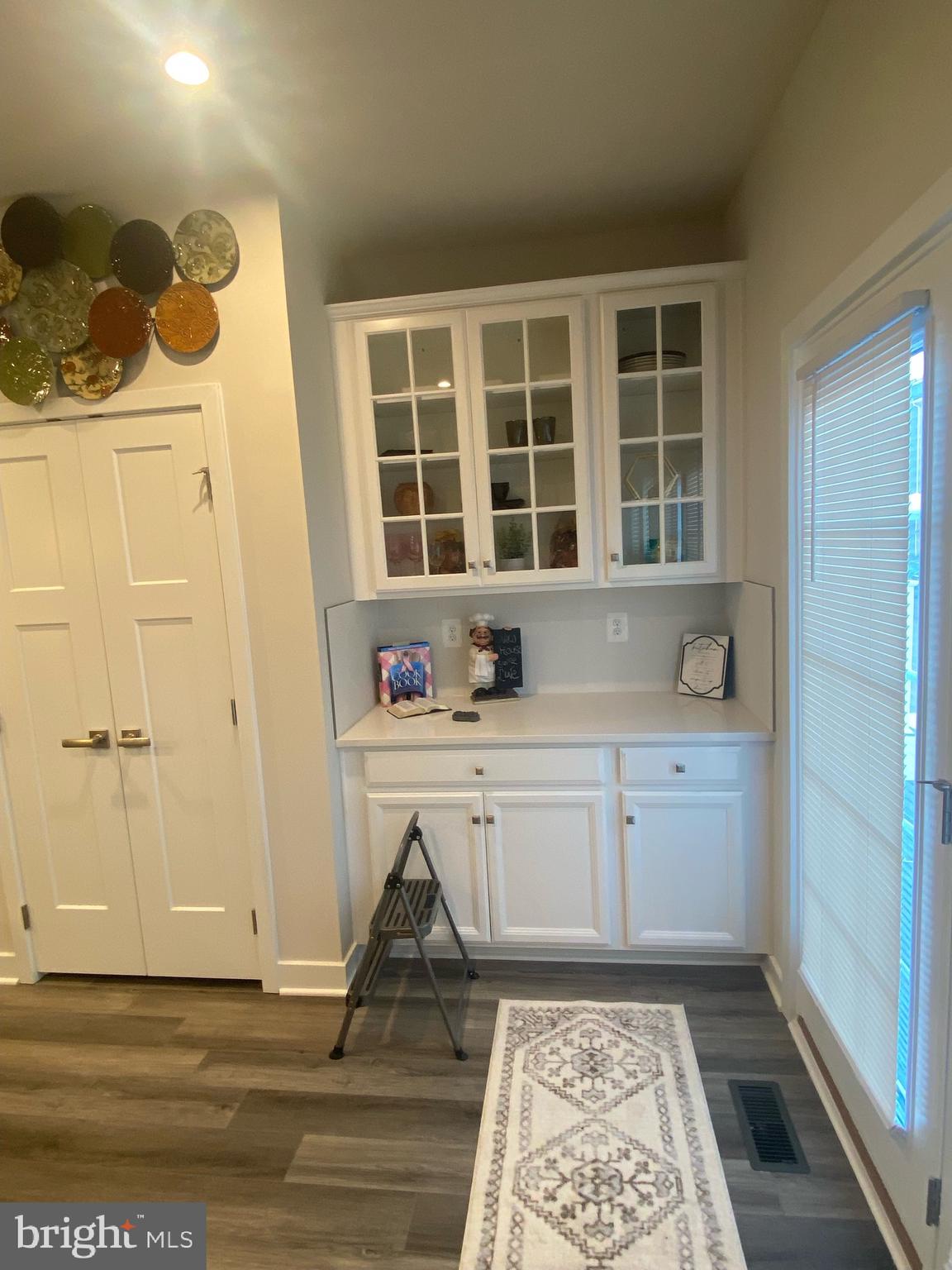 AMBER RIDGE - Residential Lease