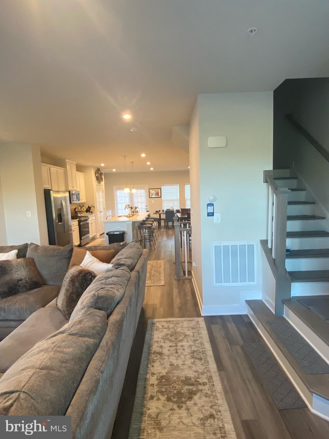 AMBER RIDGE - Residential Lease