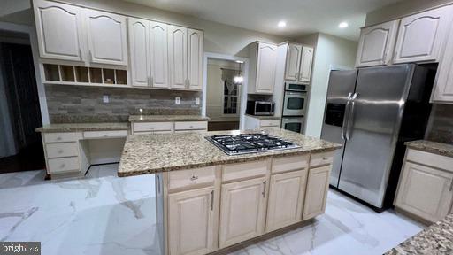 BRYNMAWR HEIGHTS - Residential Lease