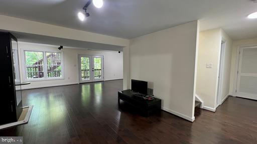 BRYNMAWR HEIGHTS - Residential Lease