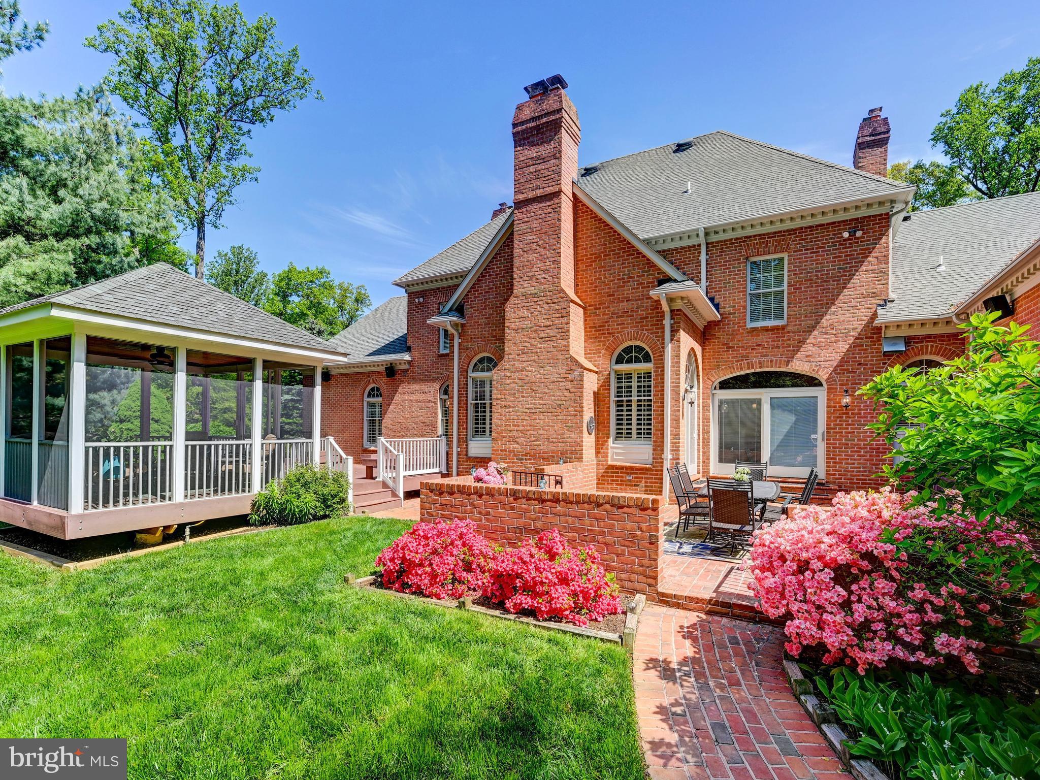 LAURELFORD - Residential