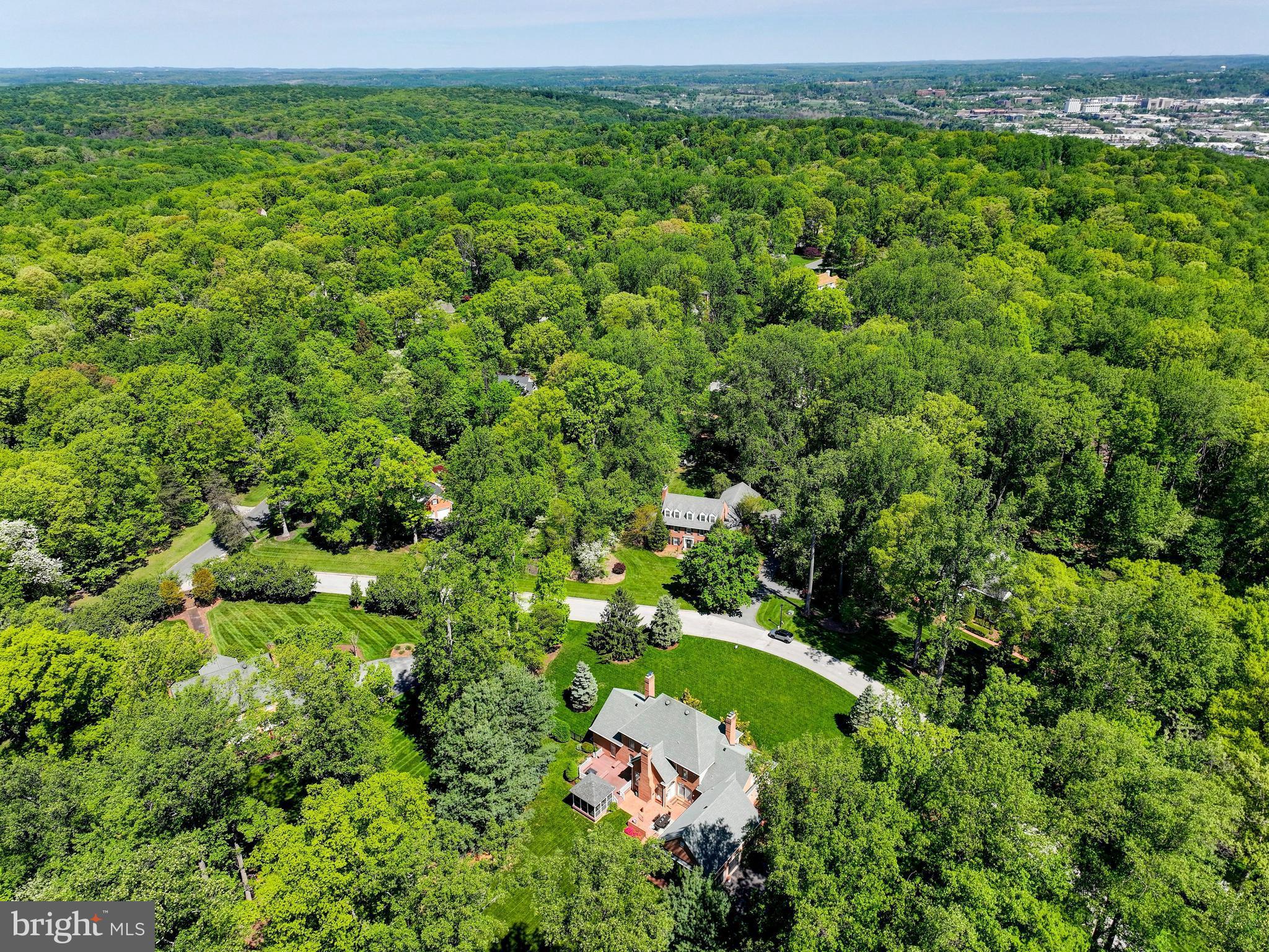 LAURELFORD - Residential