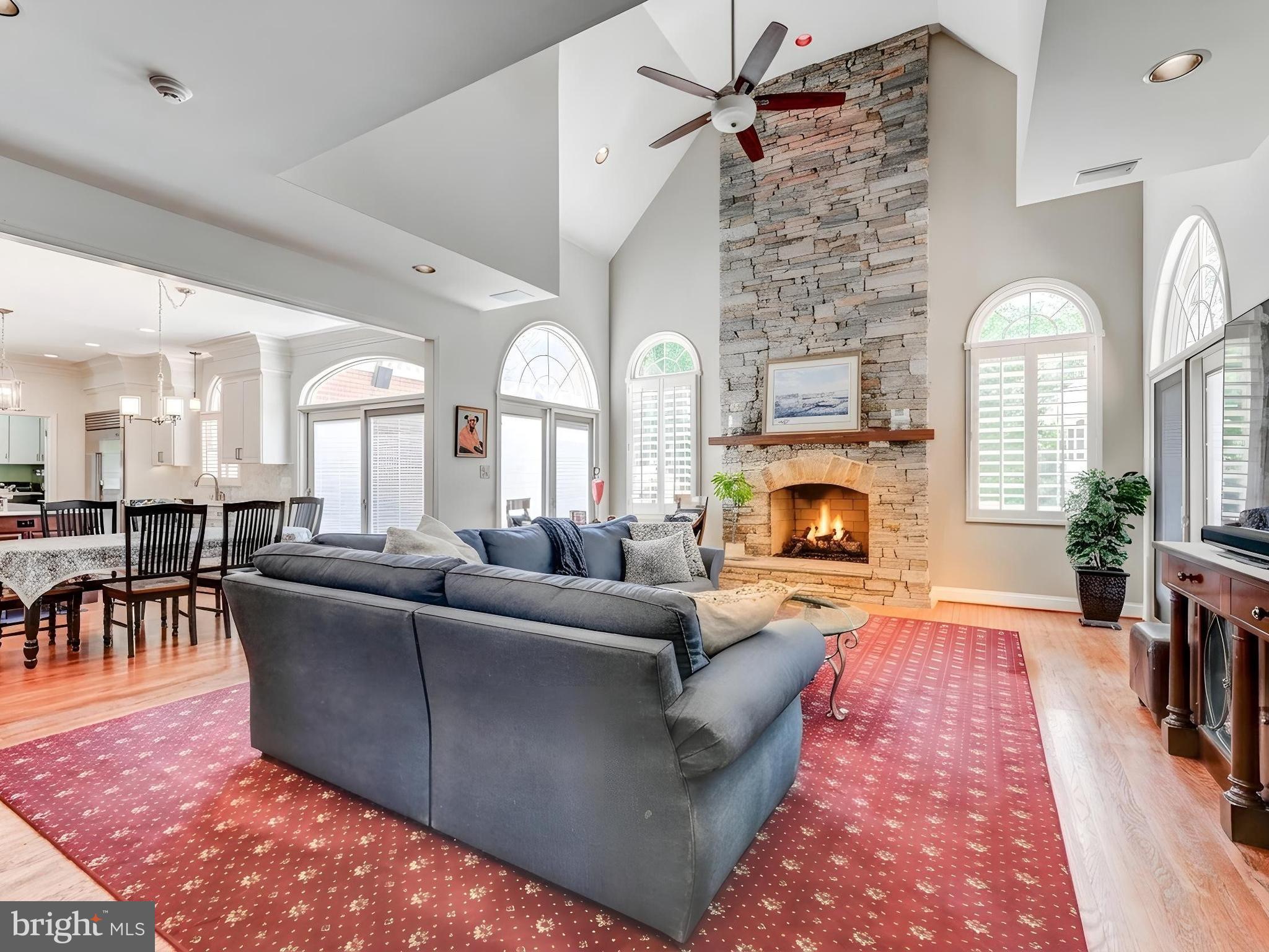 LAURELFORD - Residential