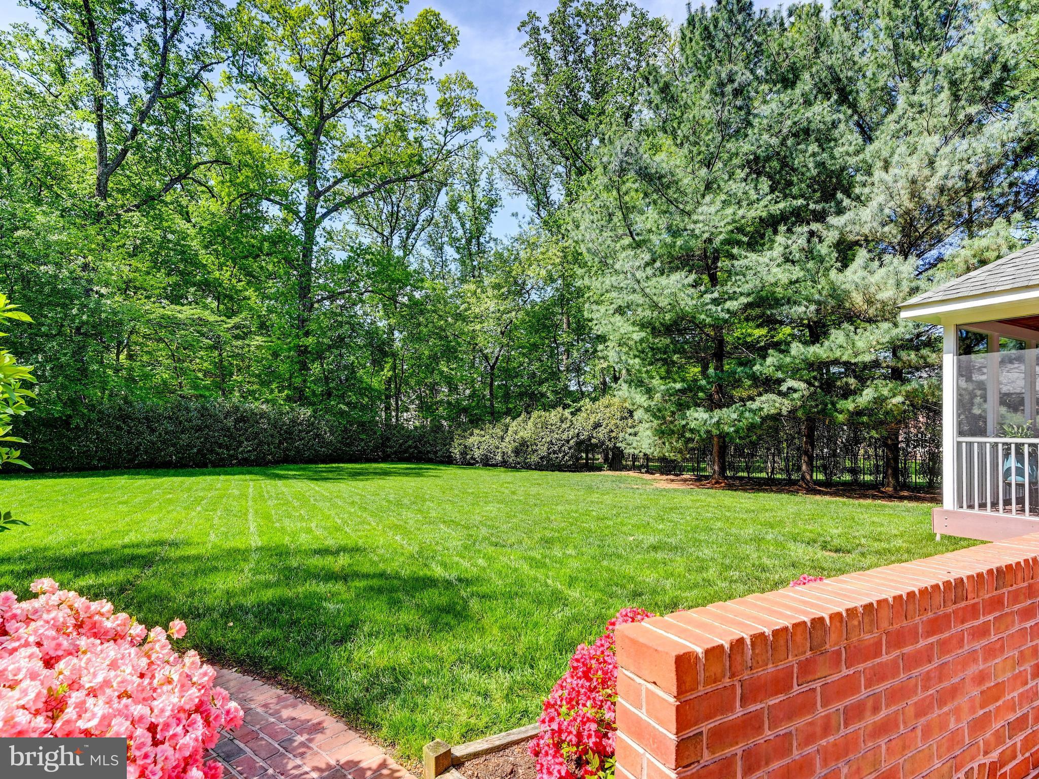 LAURELFORD - Residential
