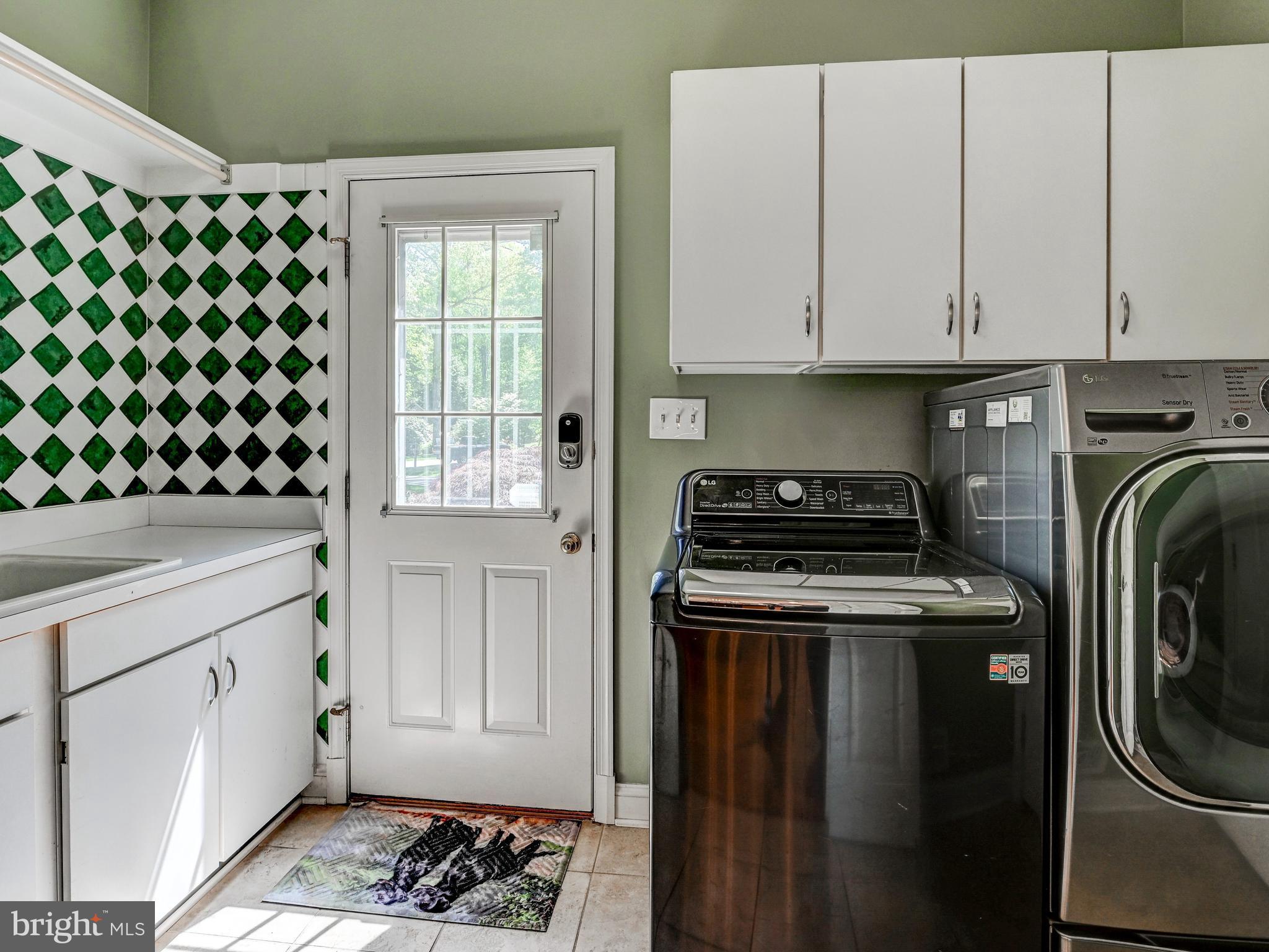 LAURELFORD - Residential