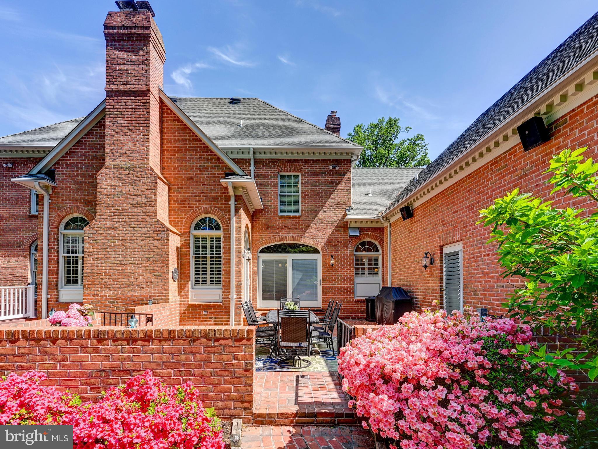 LAURELFORD - Residential