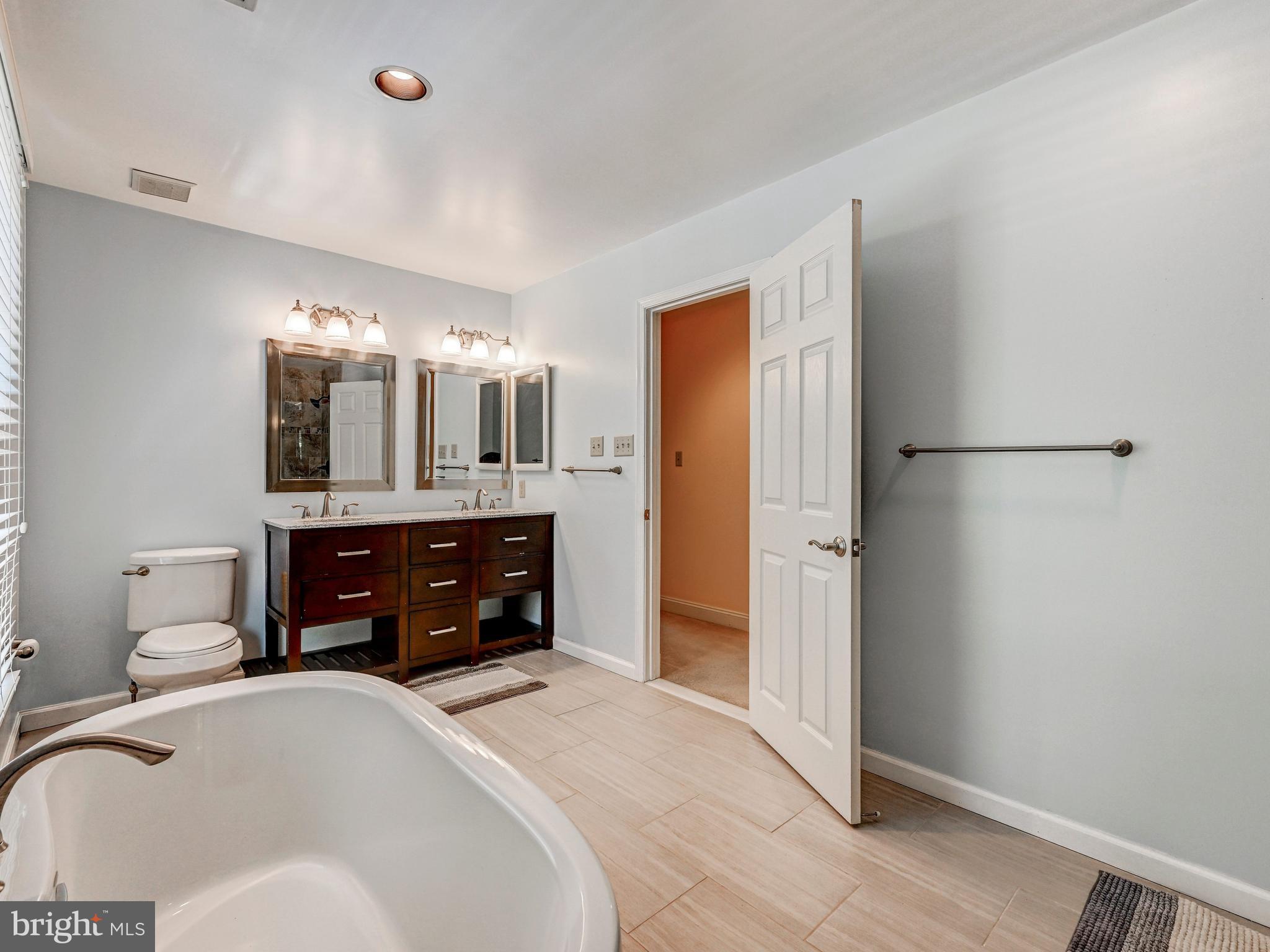 LAURELFORD - Residential