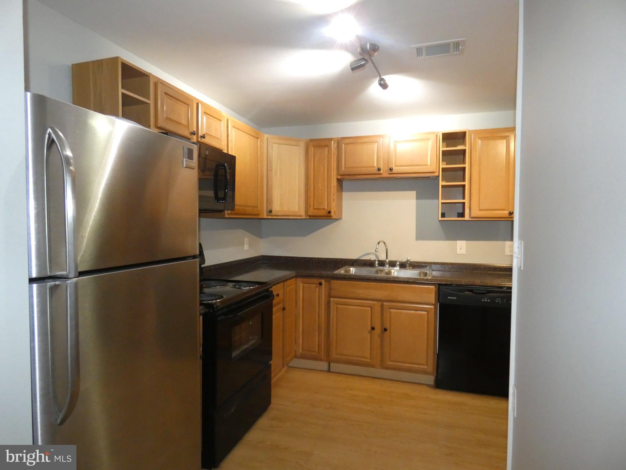 88 CARRIAGE HILL DRIVE B