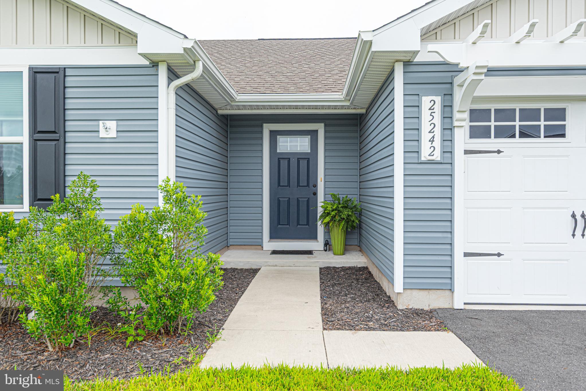25242 SALTWATER CIRCLE