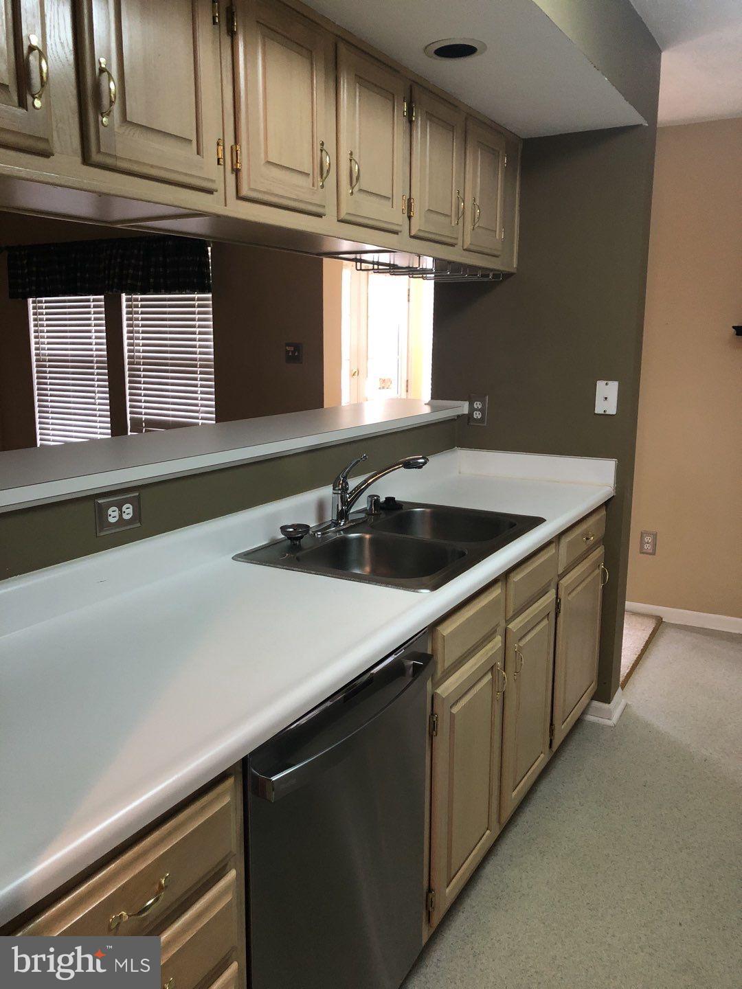 ORCHARD CLUB - Residential Lease