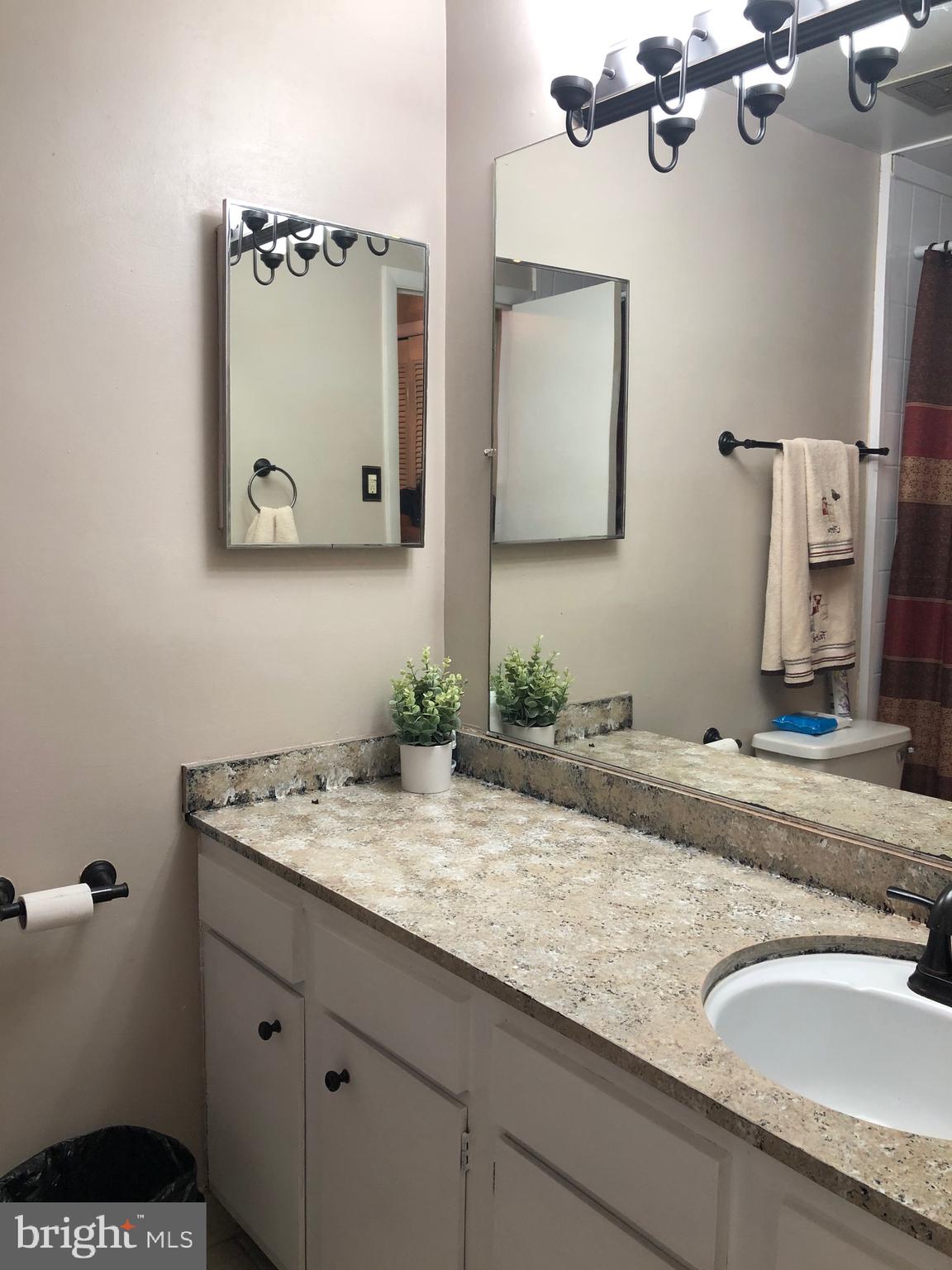 MARLTON - Residential