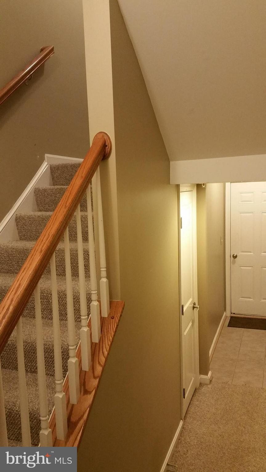 MADISON CRESCENT - Residential Lease