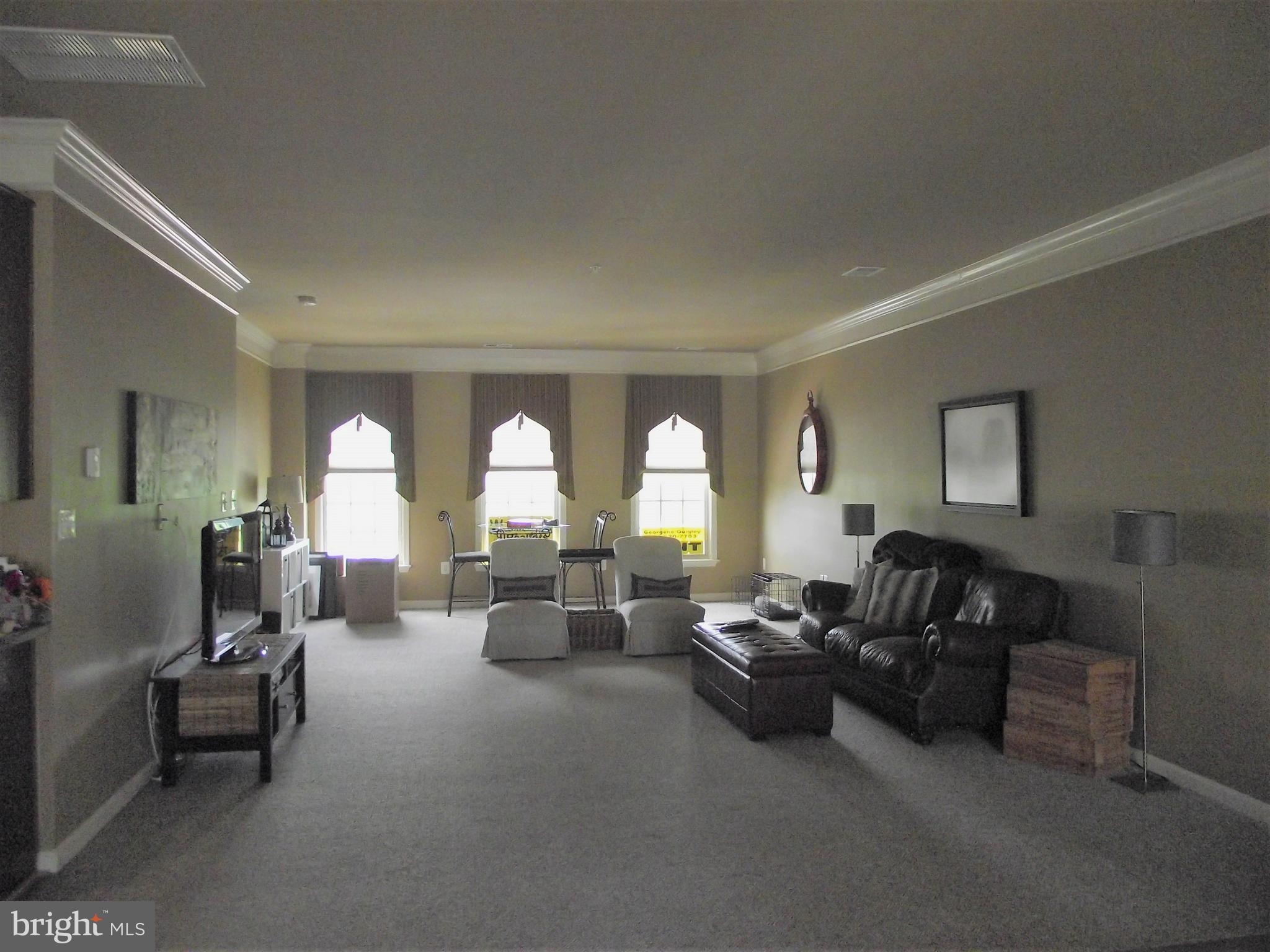 MADISON CRESCENT - Residential Lease