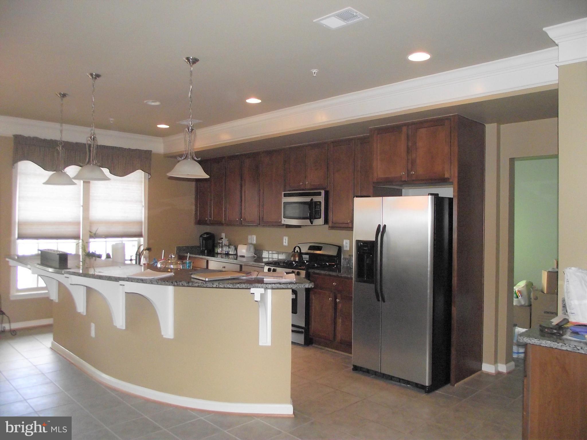 MADISON CRESCENT - Residential Lease