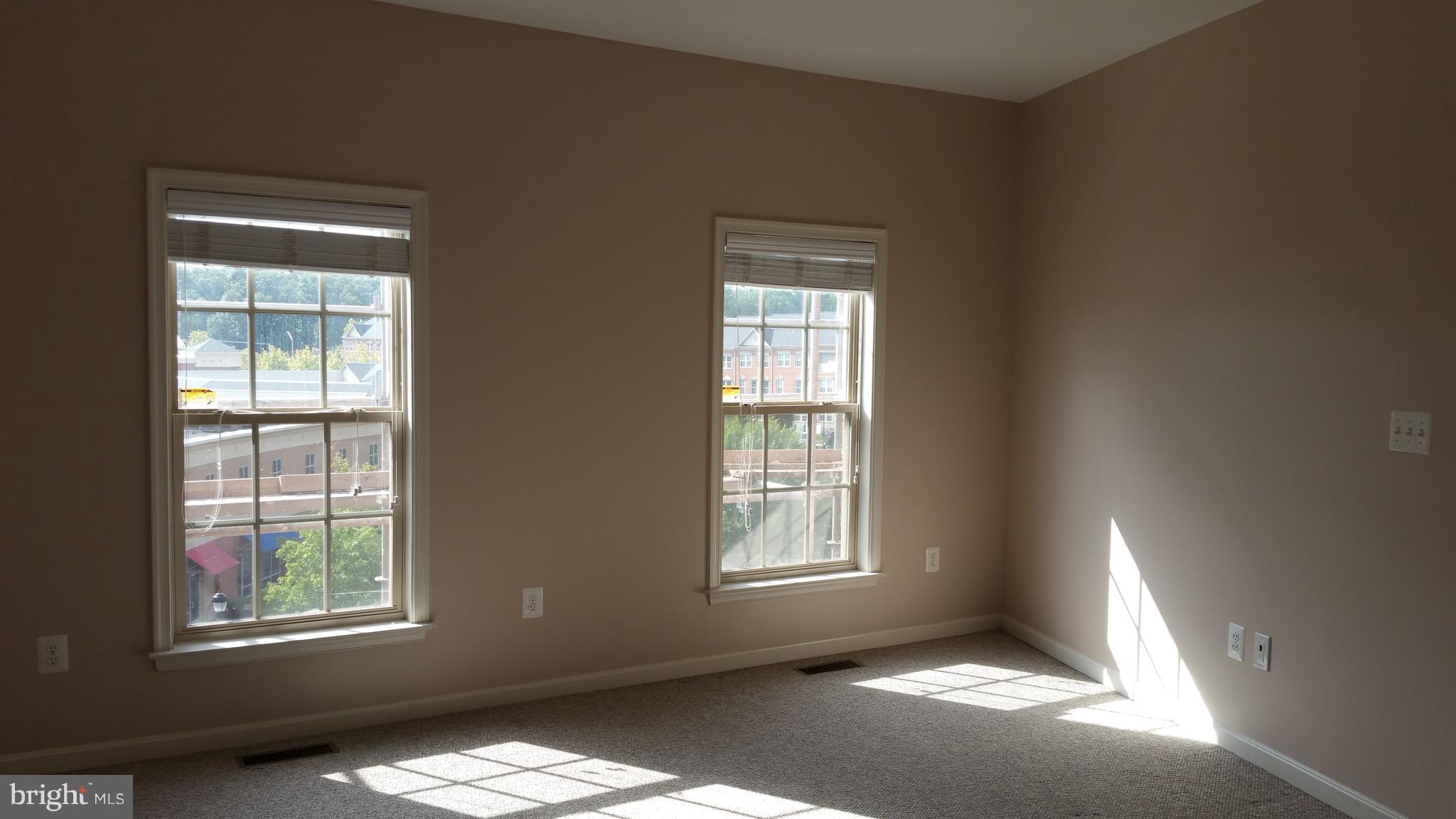 MADISON CRESCENT - Residential Lease