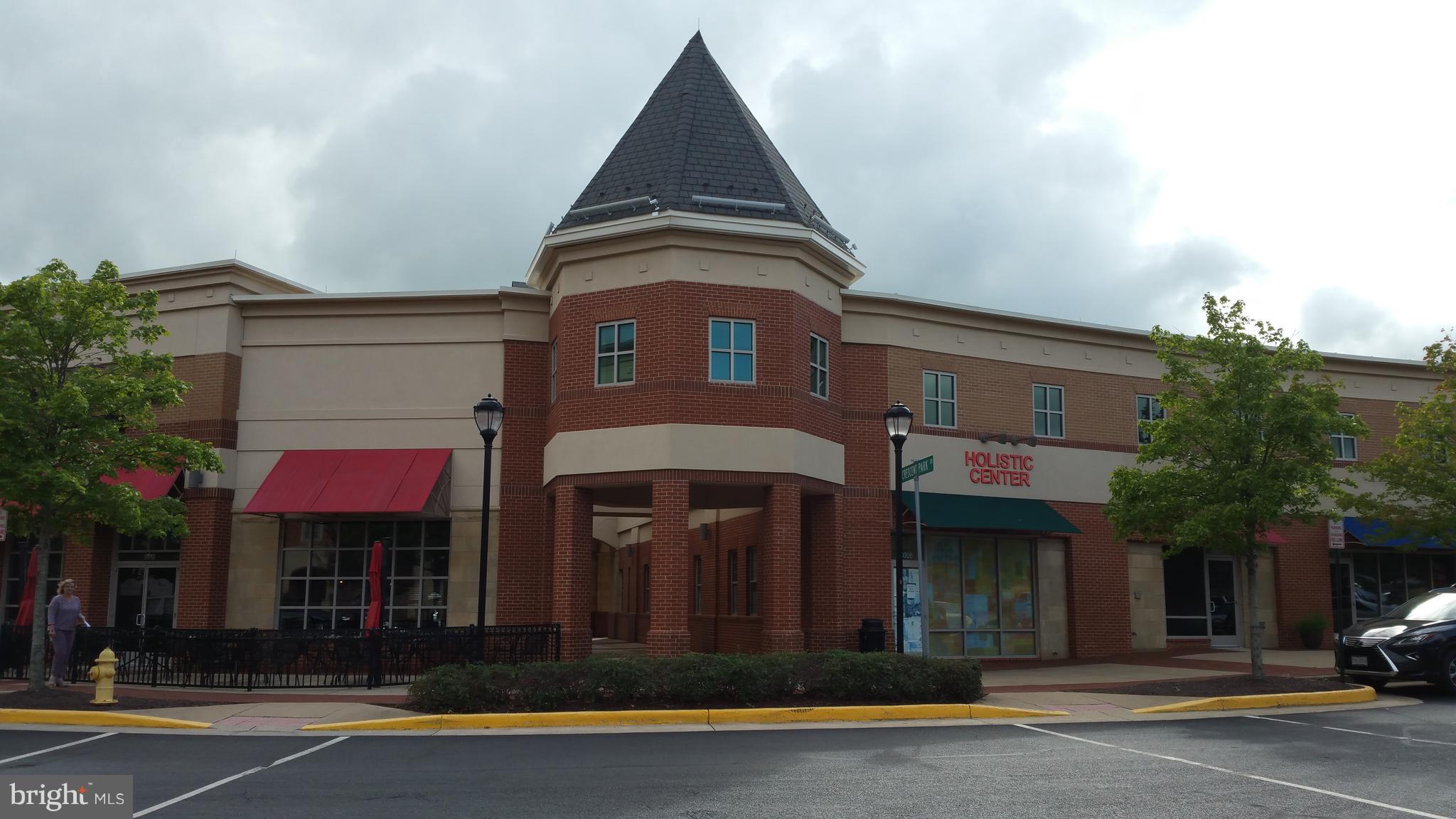 MADISON CRESCENT - Residential Lease