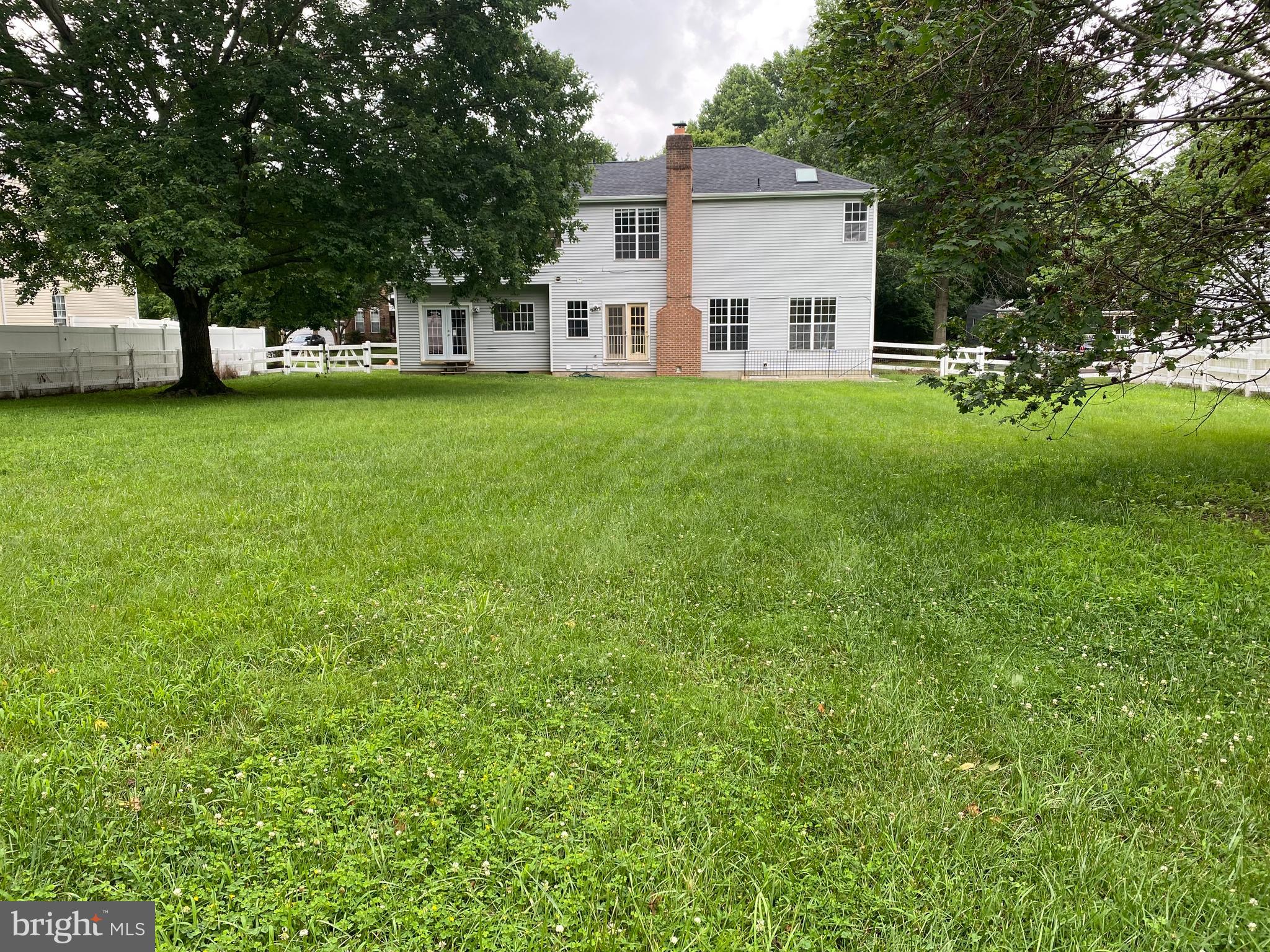 TWELVE OAKS - Residential Lease