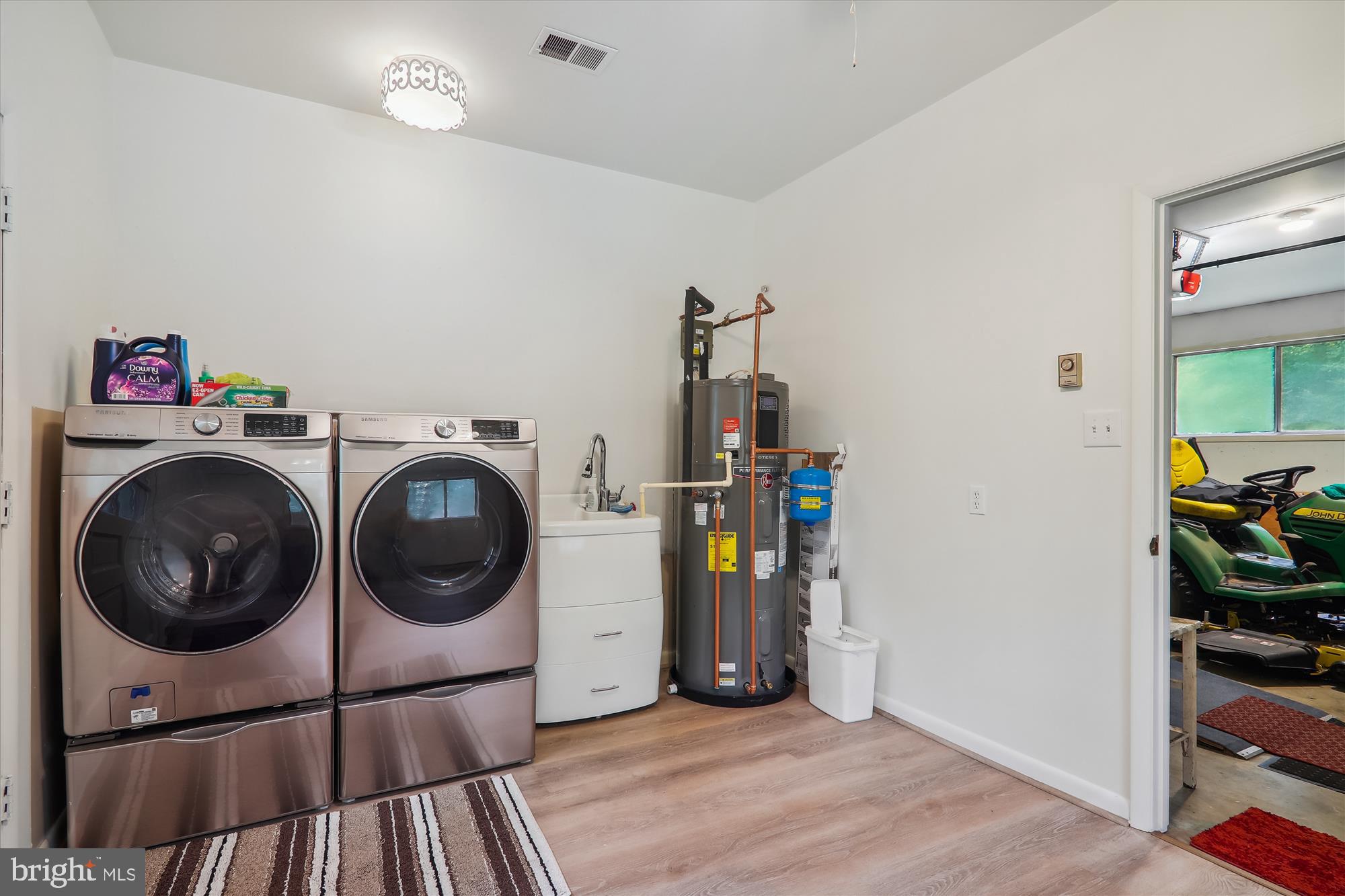 APPLE VALLEY - Residential