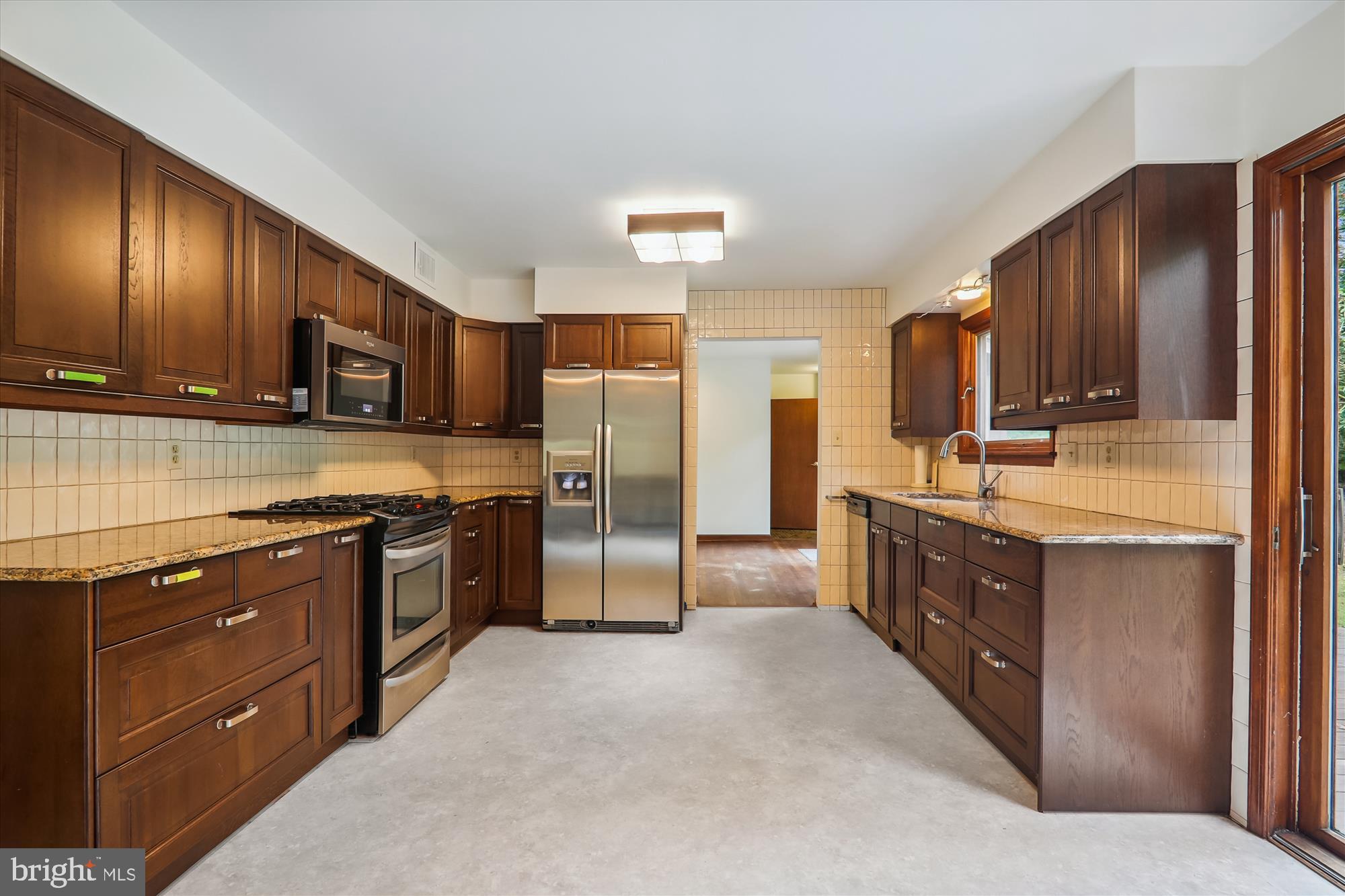 APPLE VALLEY - Residential