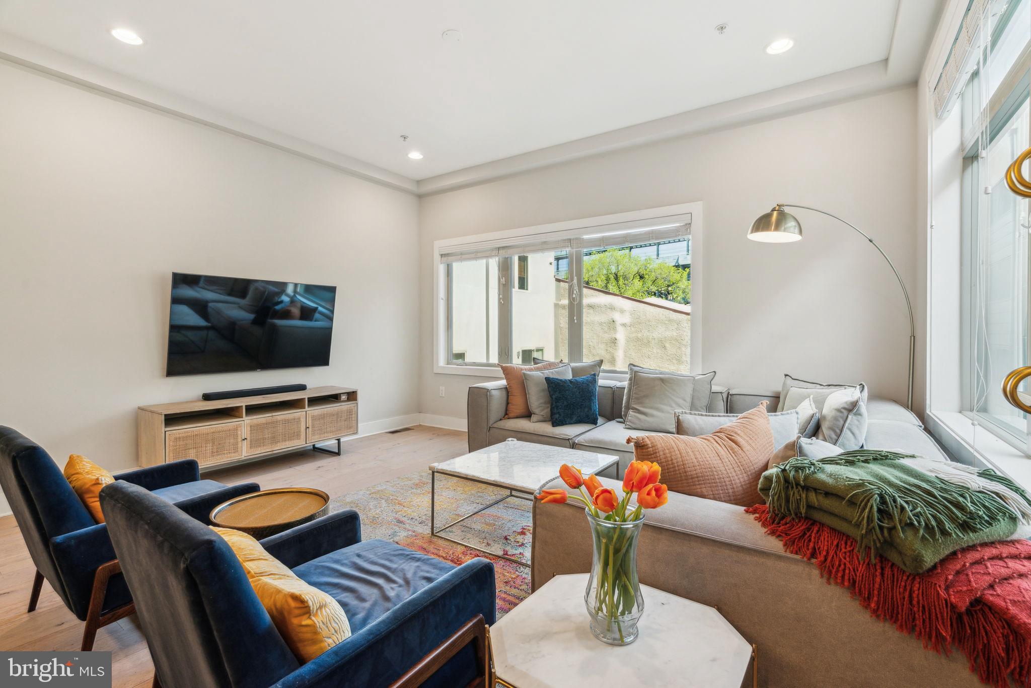 OLD CITY - Residential