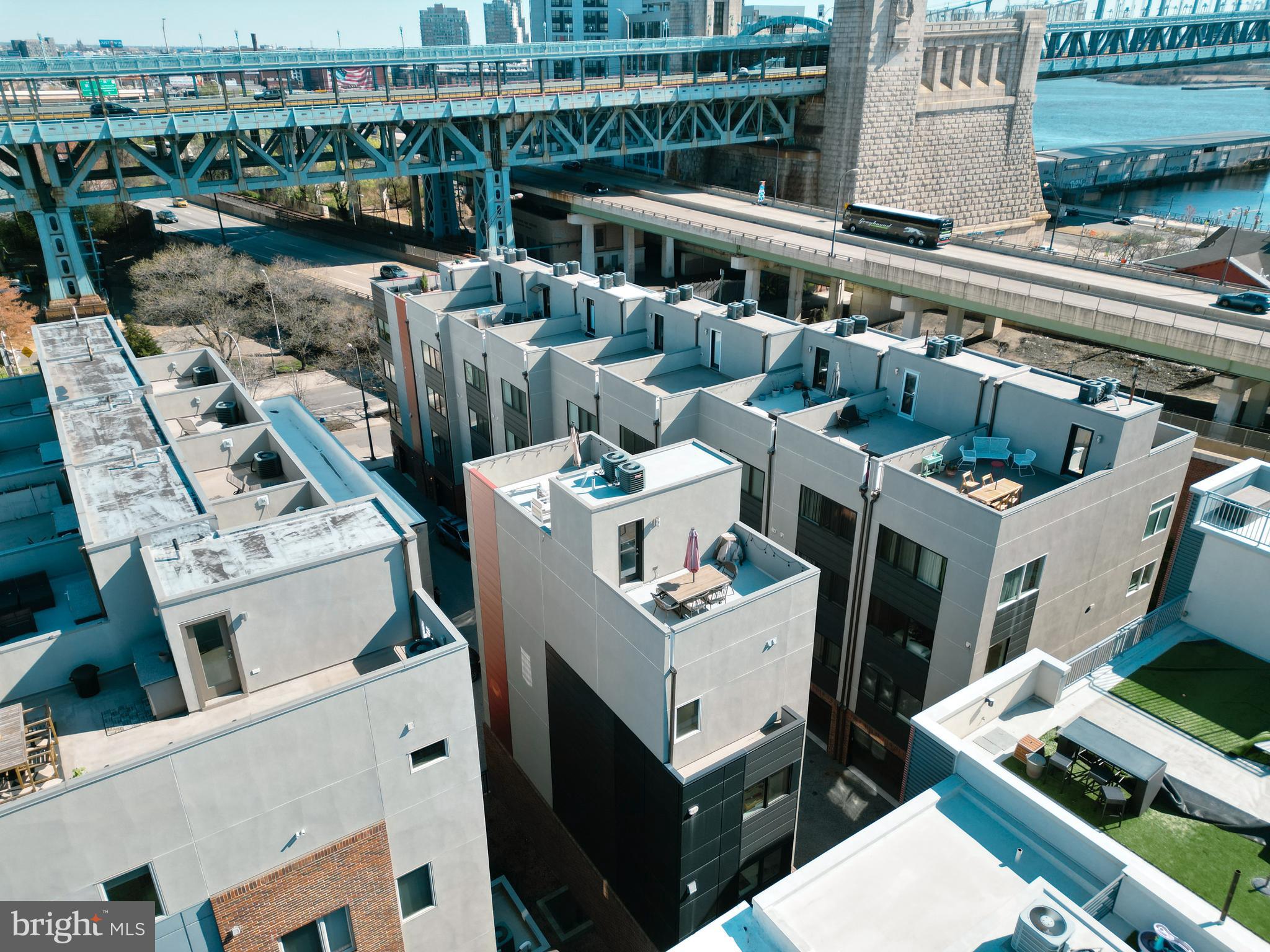 OLD CITY - Residential