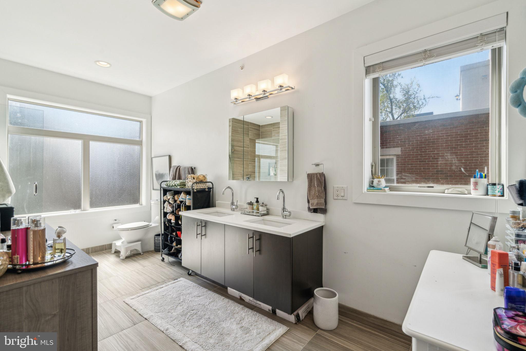 OLD CITY - Residential