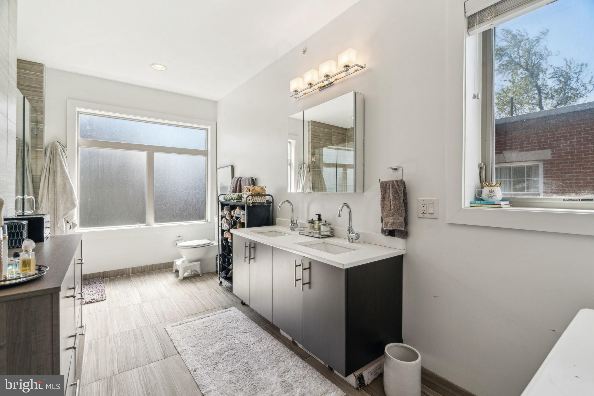 OLD CITY - Residential