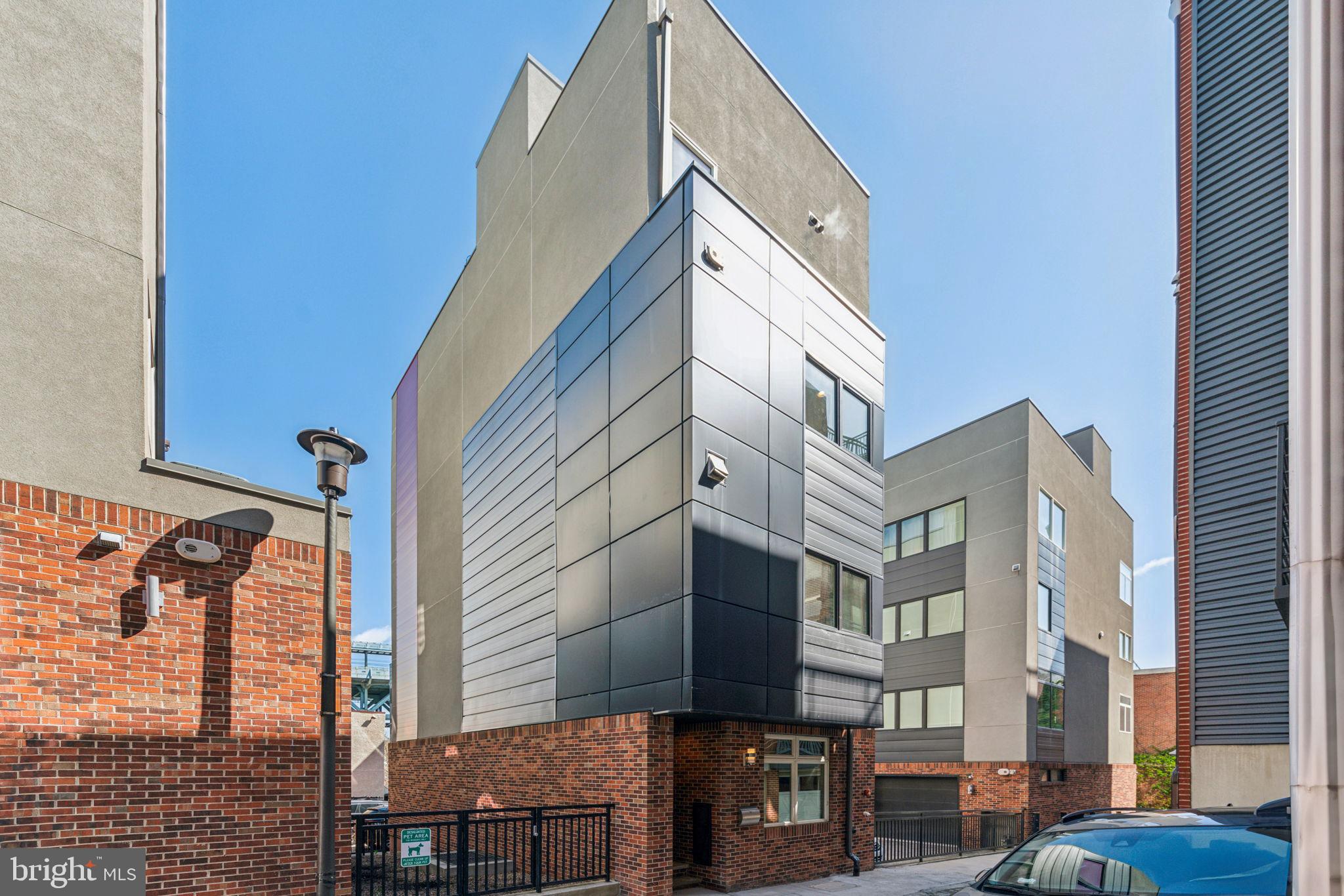 OLD CITY - Residential