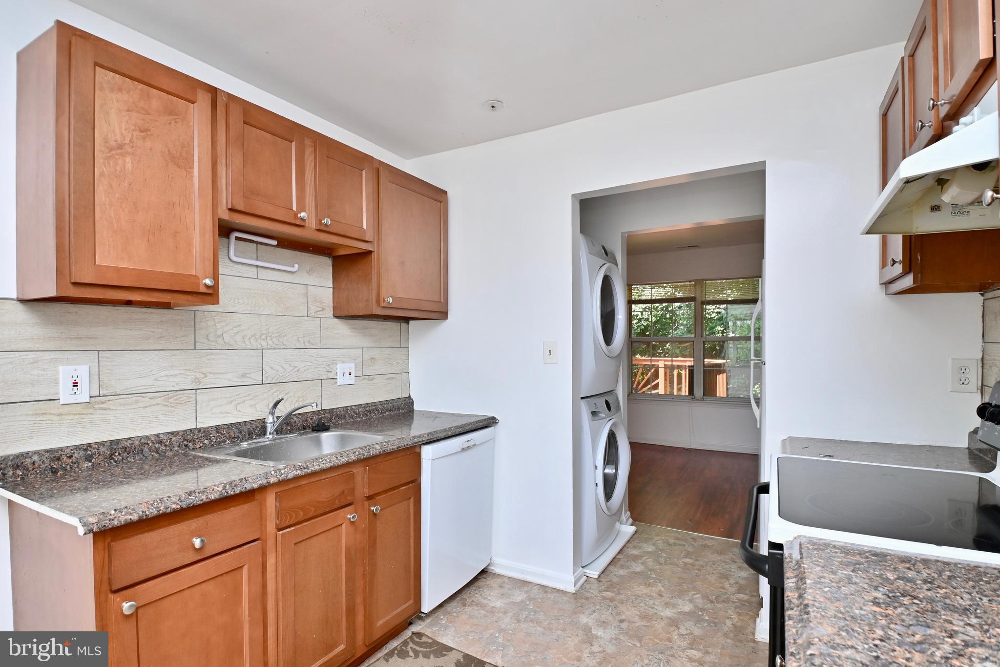 THE TOWNS AT WALKER MILL - Residential