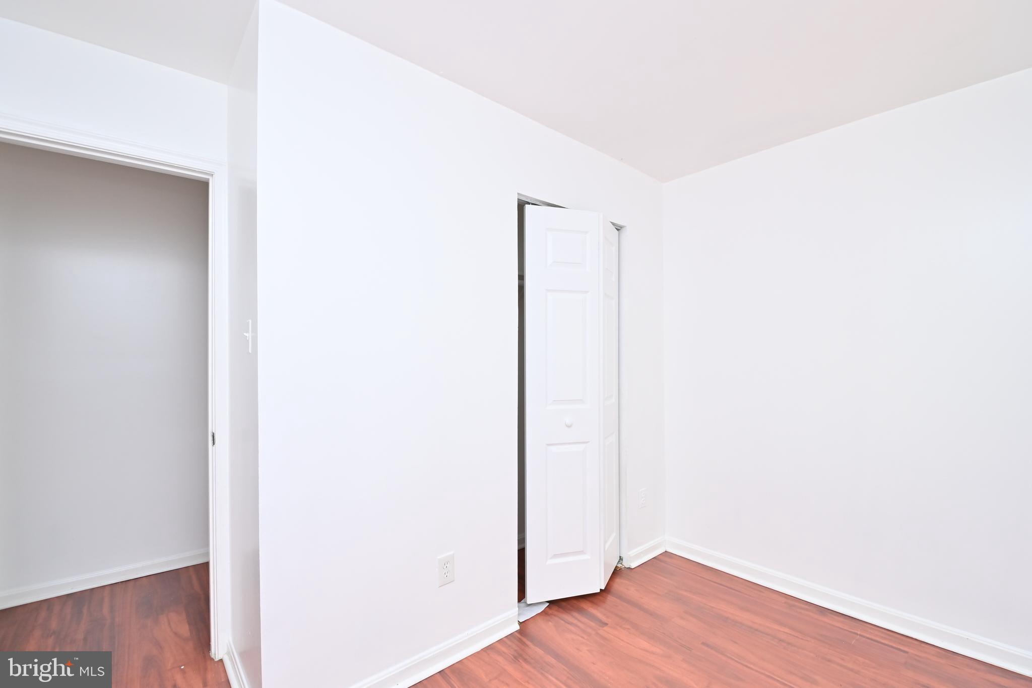 THE TOWNS AT WALKER MILL - Residential