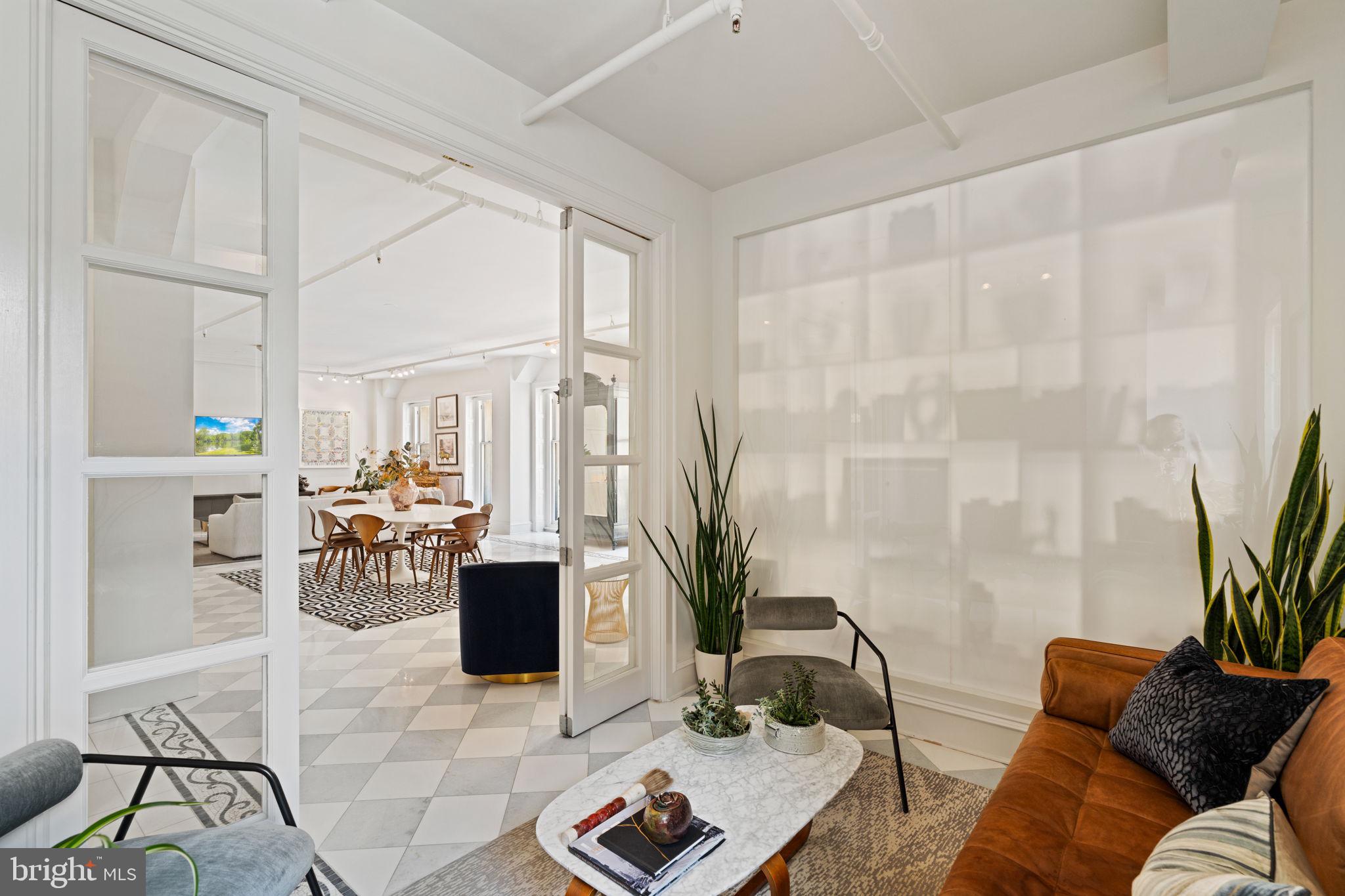 RITTENHOUSE SQUARE - Residential