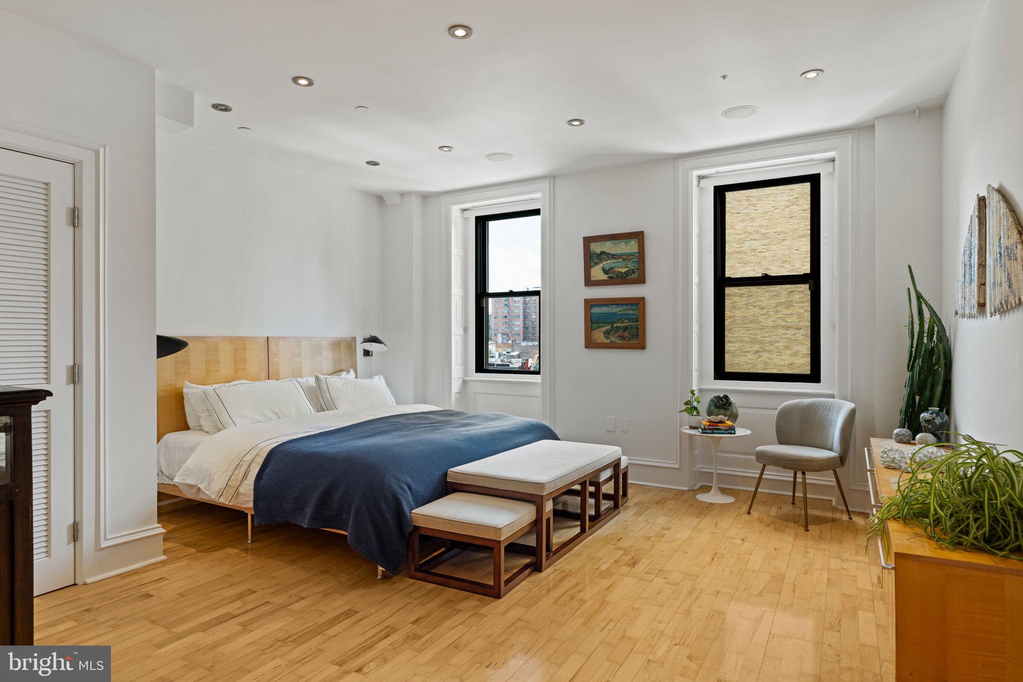 RITTENHOUSE SQUARE - Residential