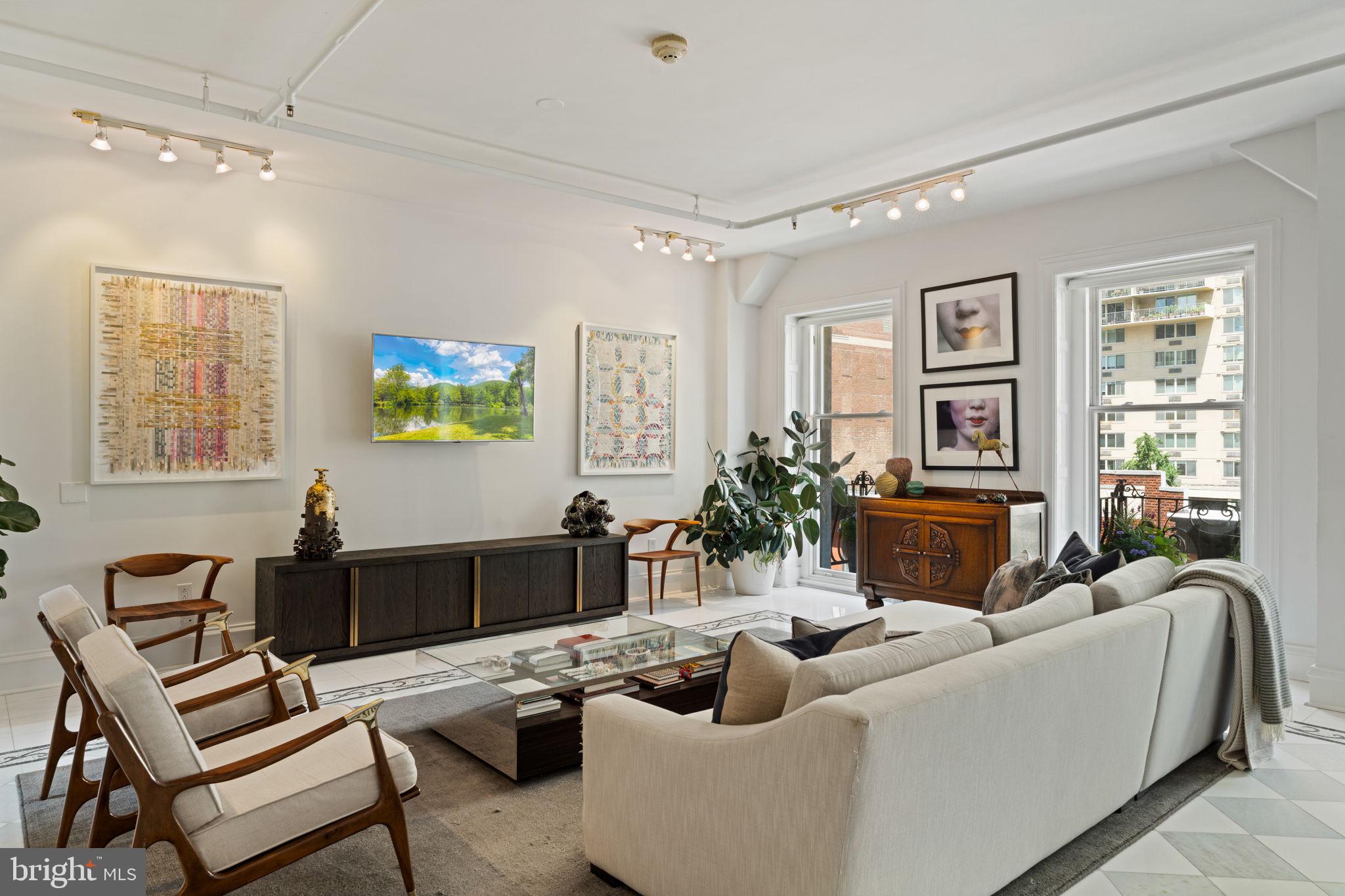 RITTENHOUSE SQUARE - Residential