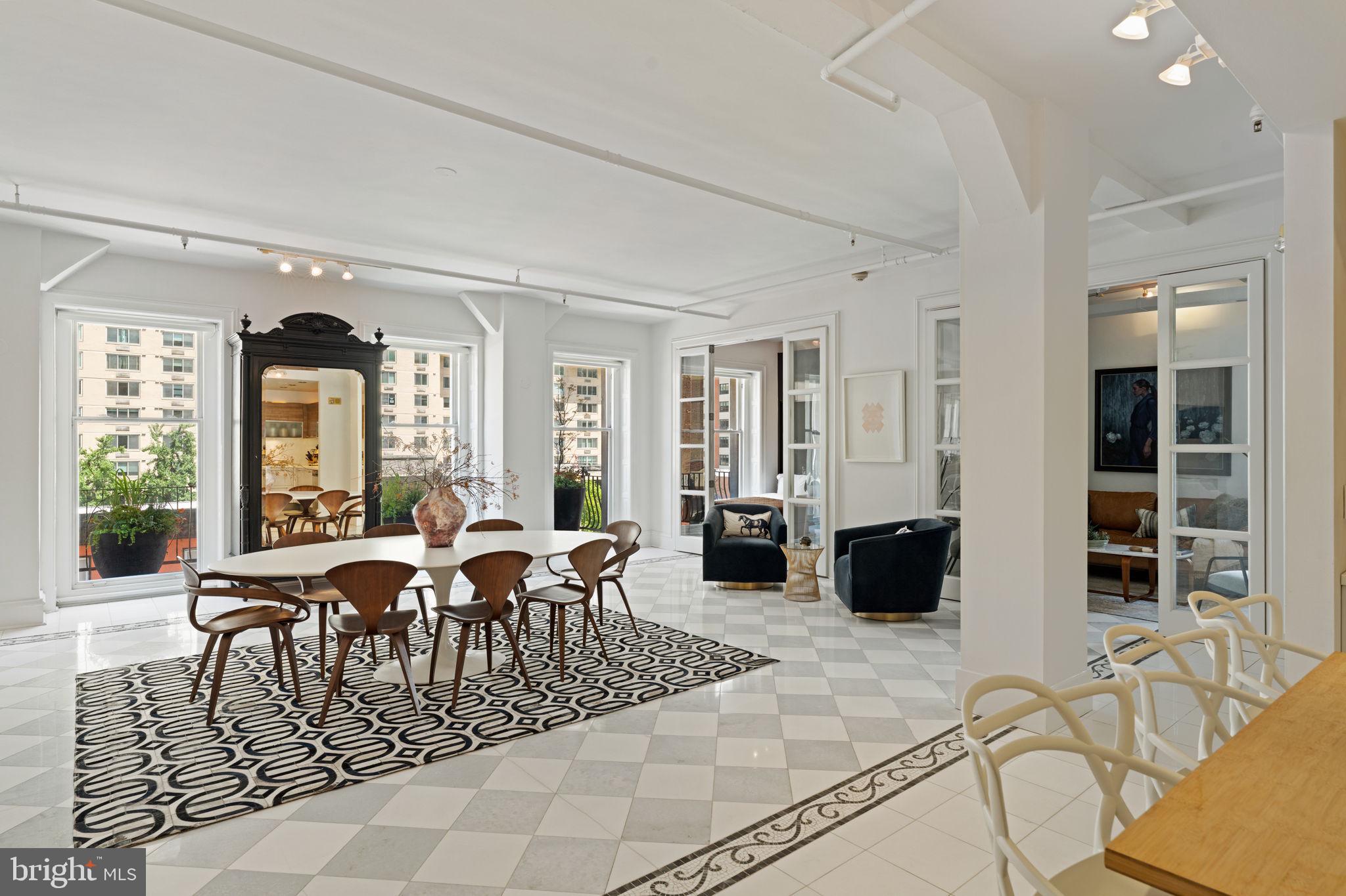 RITTENHOUSE SQUARE - Residential