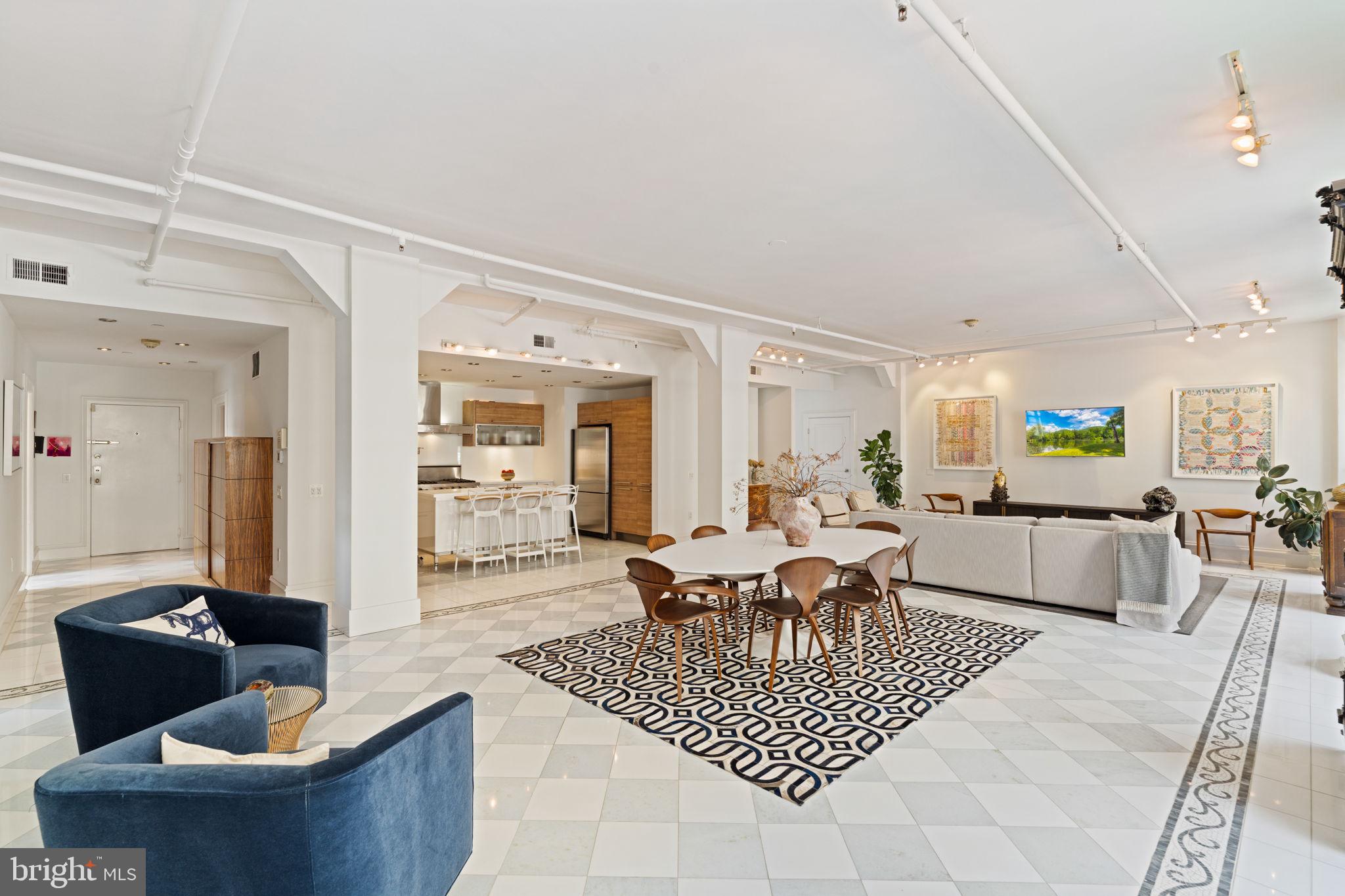 RITTENHOUSE SQUARE - Residential