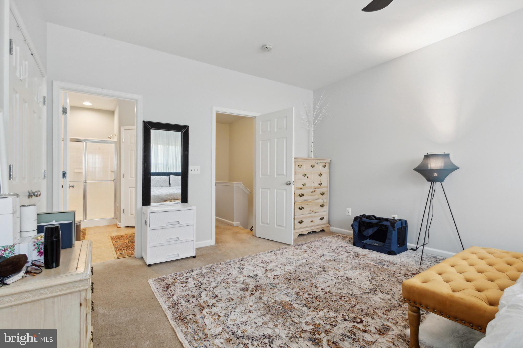 RIVER OAKS - Residential