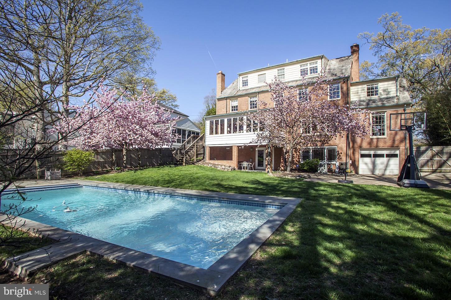 WESTWOOD - Residential